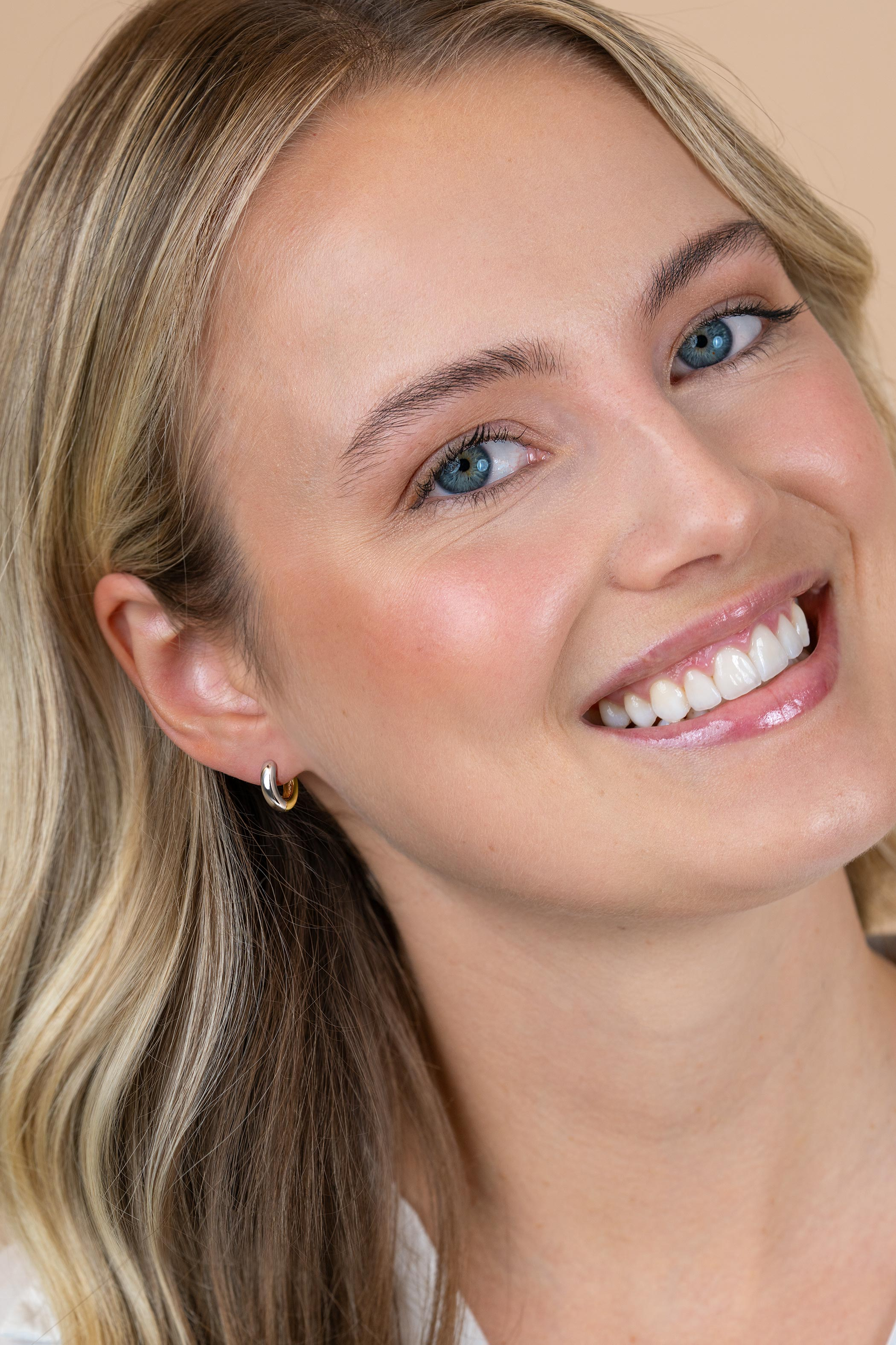 ZINZI zlv. klapcreolen 1 kant zlv 1 kant geel 12x3mm