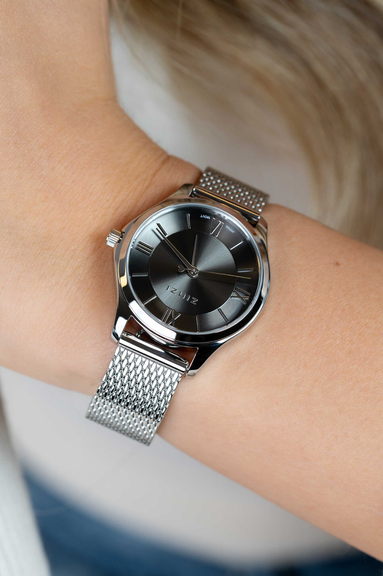 ZINZI Classy Mini Uhr 30 mm graues Zifferblatt Stahlgehäuse und Mesh-Armband ZIW1224M