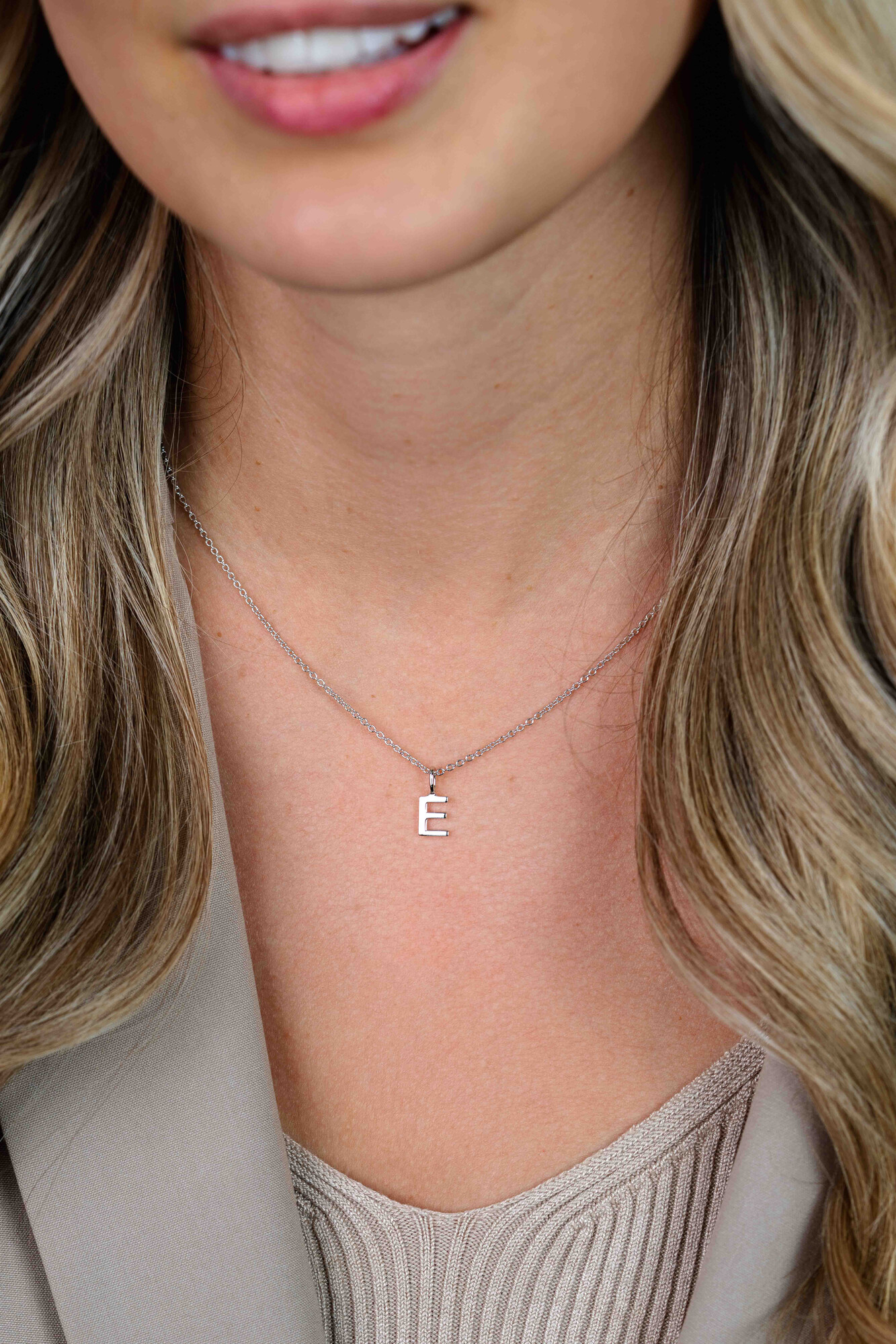 ZINZI silberner Buchstaben Anhänger E ZIH2140E