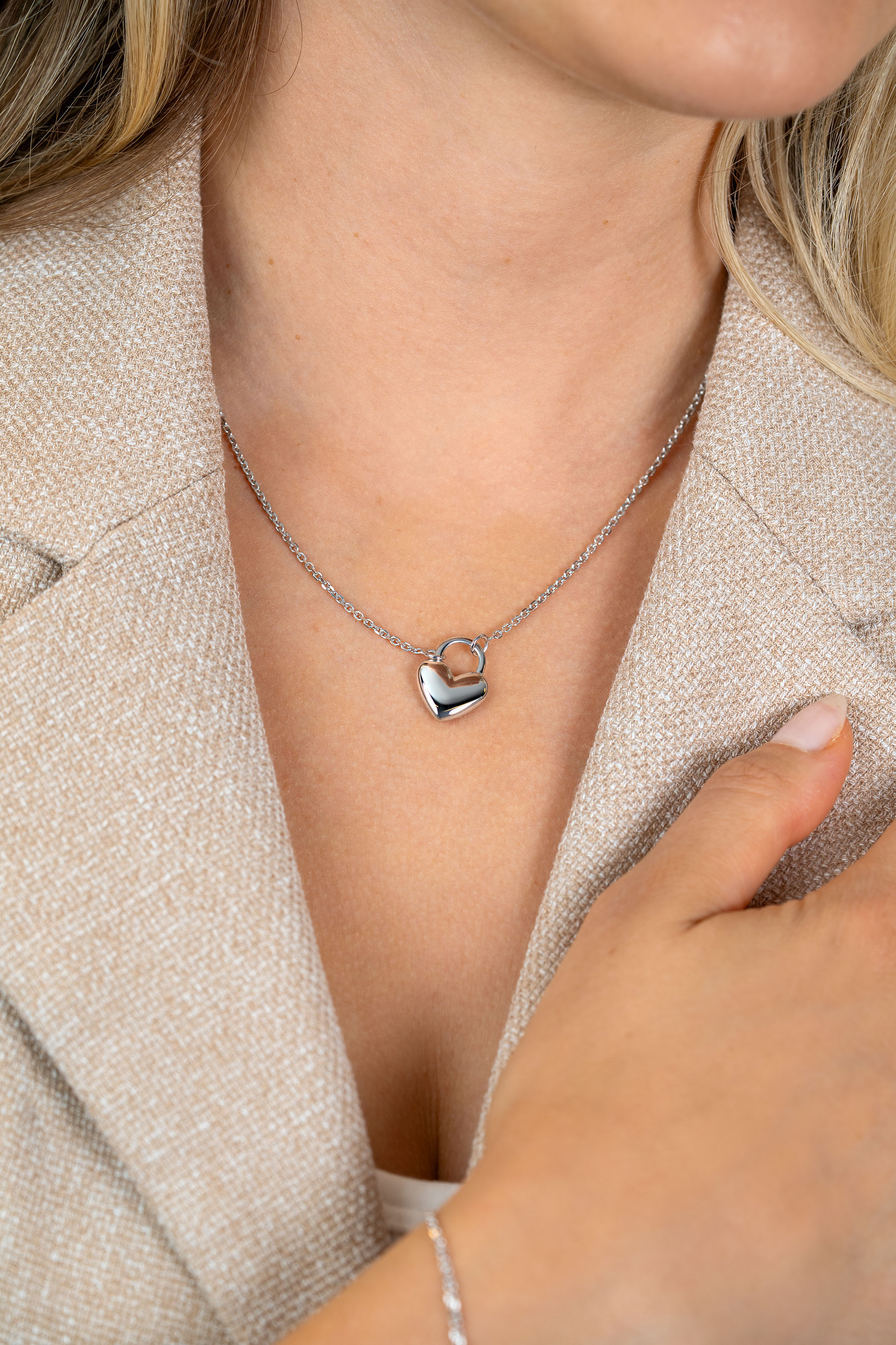 ZINZI Silber Gliederkette mit herzförmigem Schlossanhänger, 18 mm breit, 42-45 cm ZIC2673