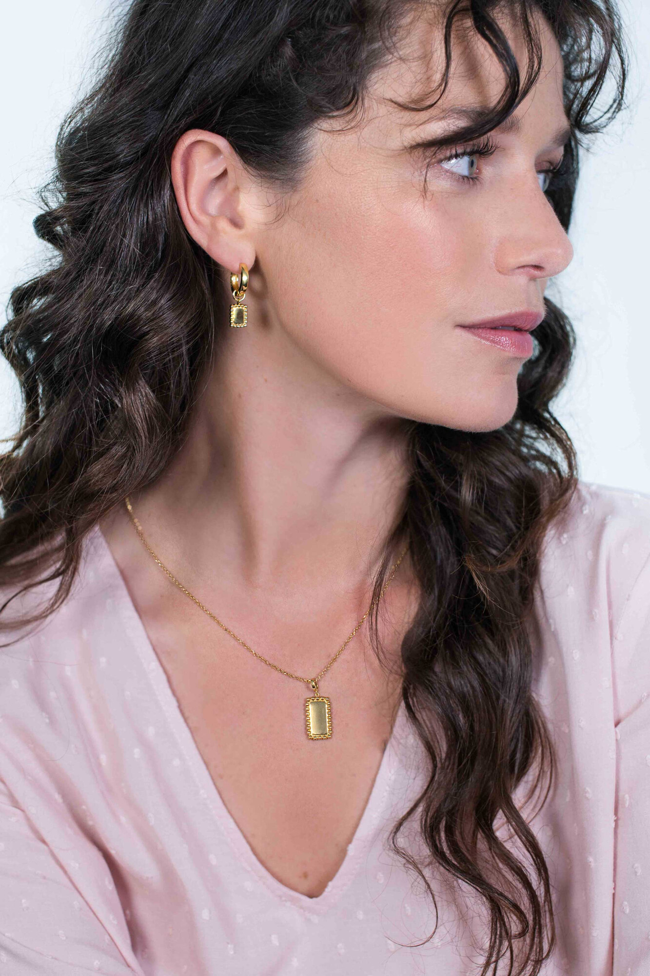 ZINZI silberner Anhänger gelbvergoldet 26mm Rechteck mit Kugel rand ZIH1976G