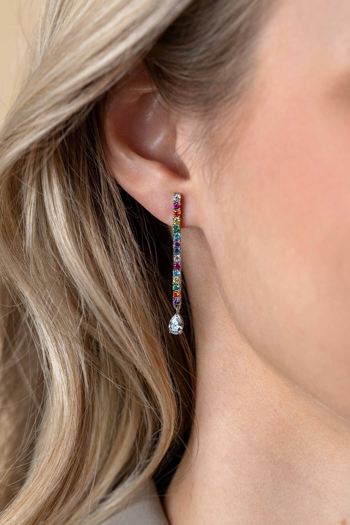 ZINZI zlv. oorstekers rainbow lang 42mm peer zirc.