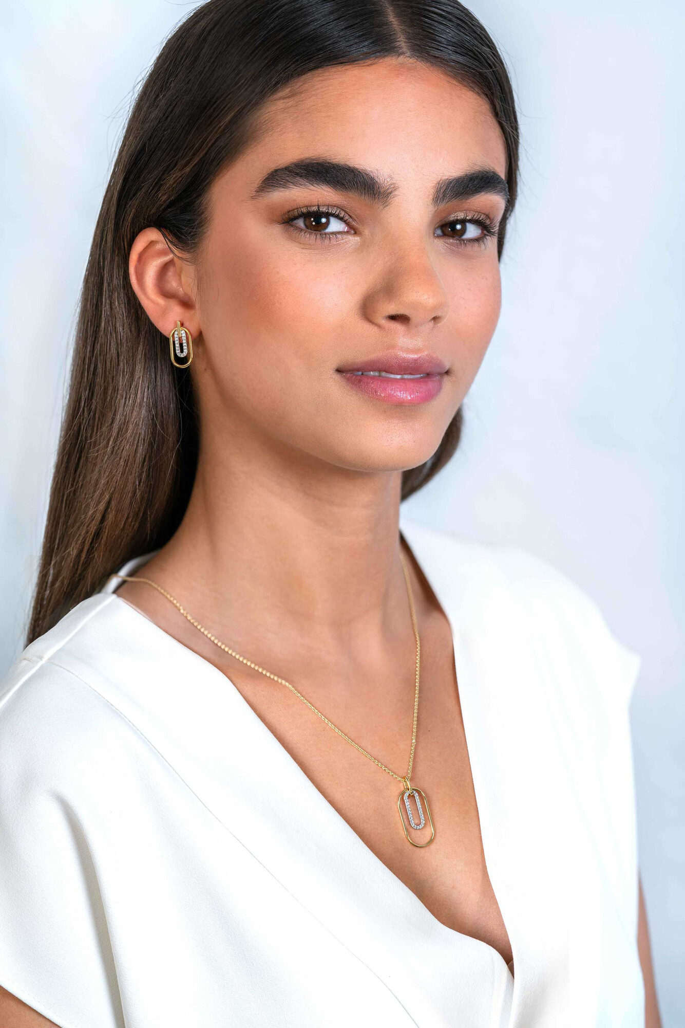 ZINZI zlv. oorstekers gg.verg. 2 ovaal 1x zirconia's