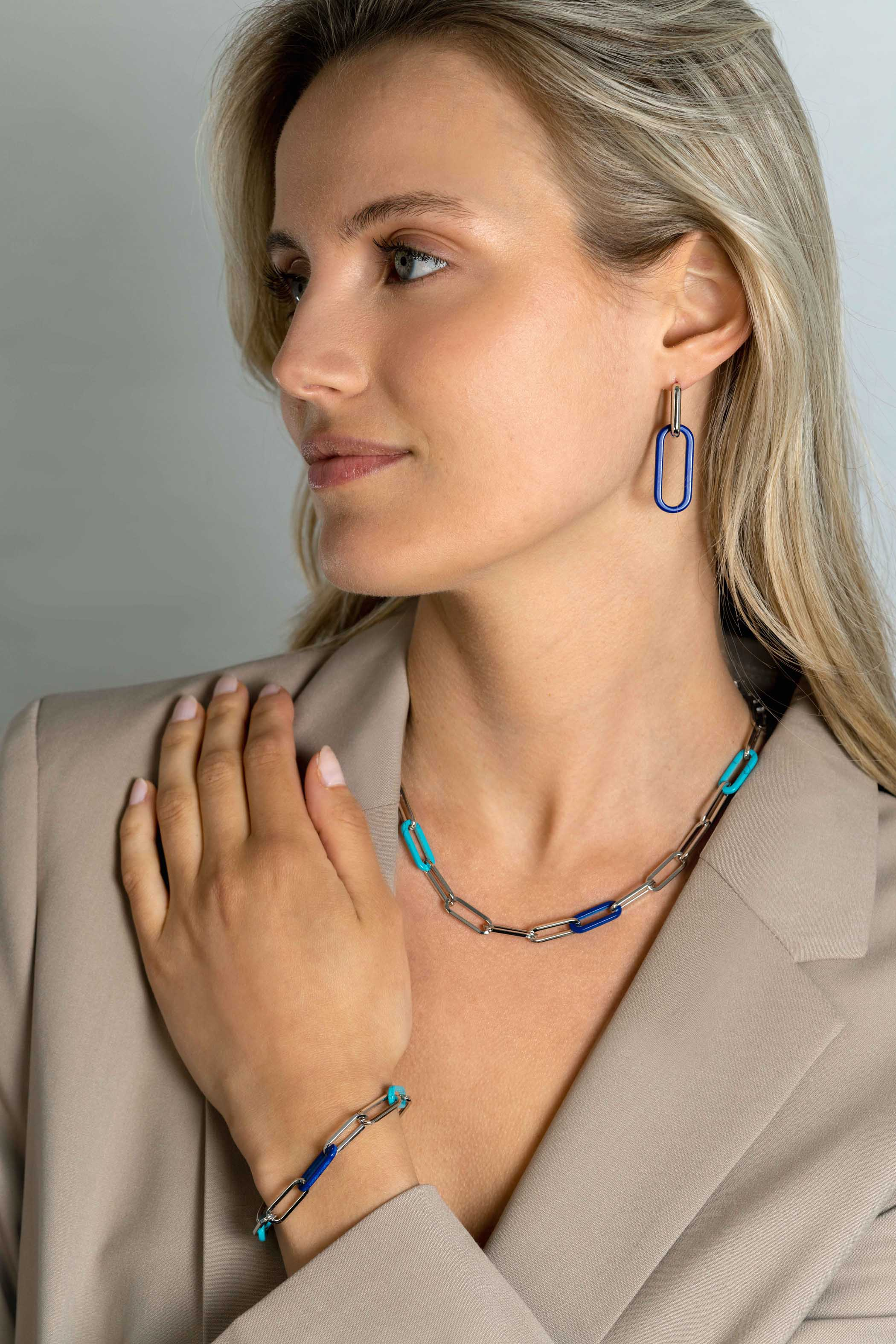 ZINZI zlv. oorbedels lapis lazuli ovaal 30mm lang