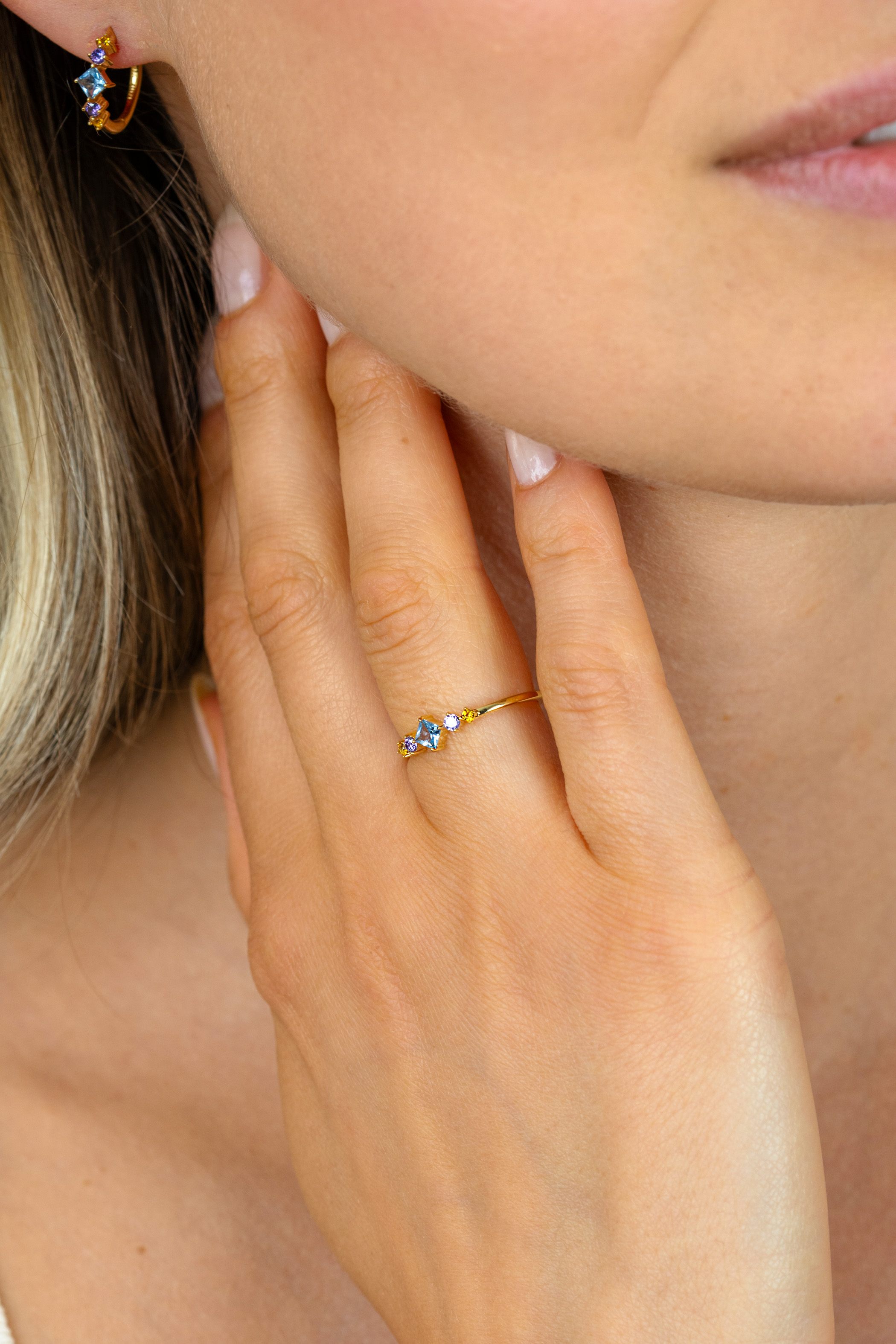 ZINZI zlv. ring gg.verg. blauw/paars/geel mt.62