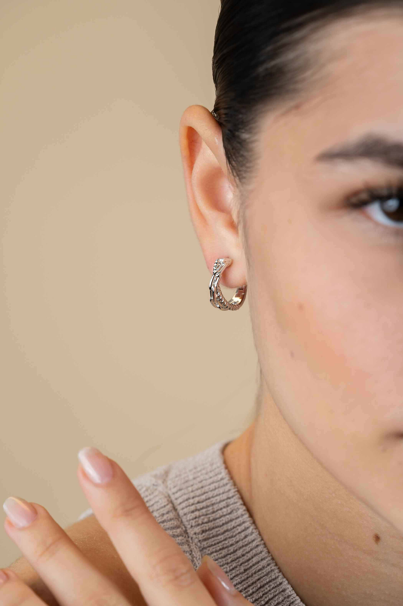 ZINZI zlv. oorringen cross-over paperclip/gedraaid