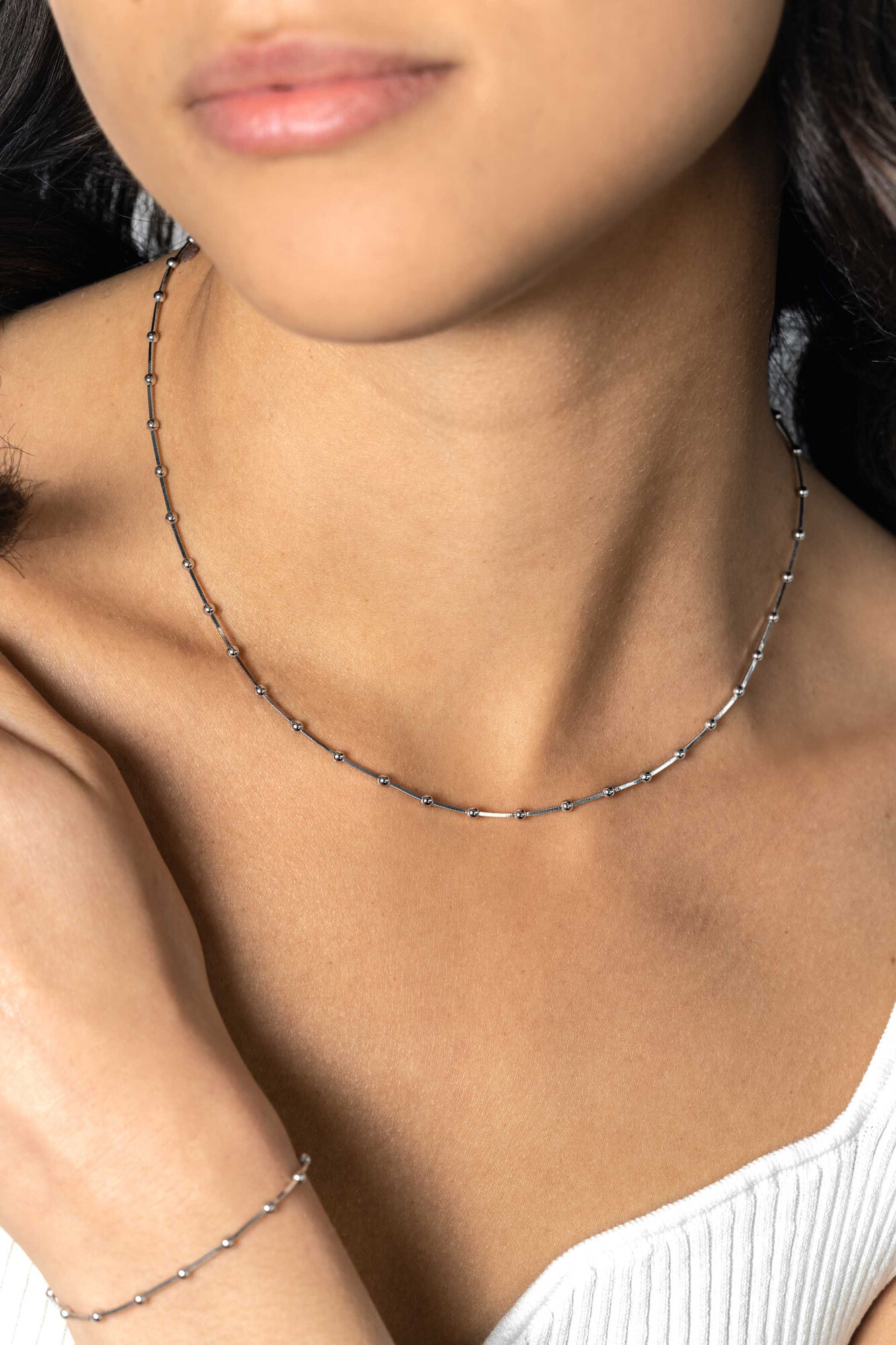 ZINZI zlv. slangencollier met bolletjes 42/45cm