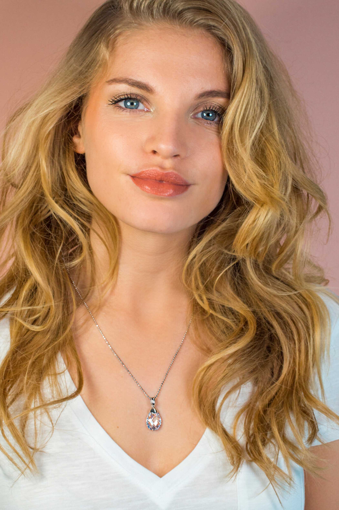 Zinzi silberner Anhänger Birnenform  weiß ZIH1171