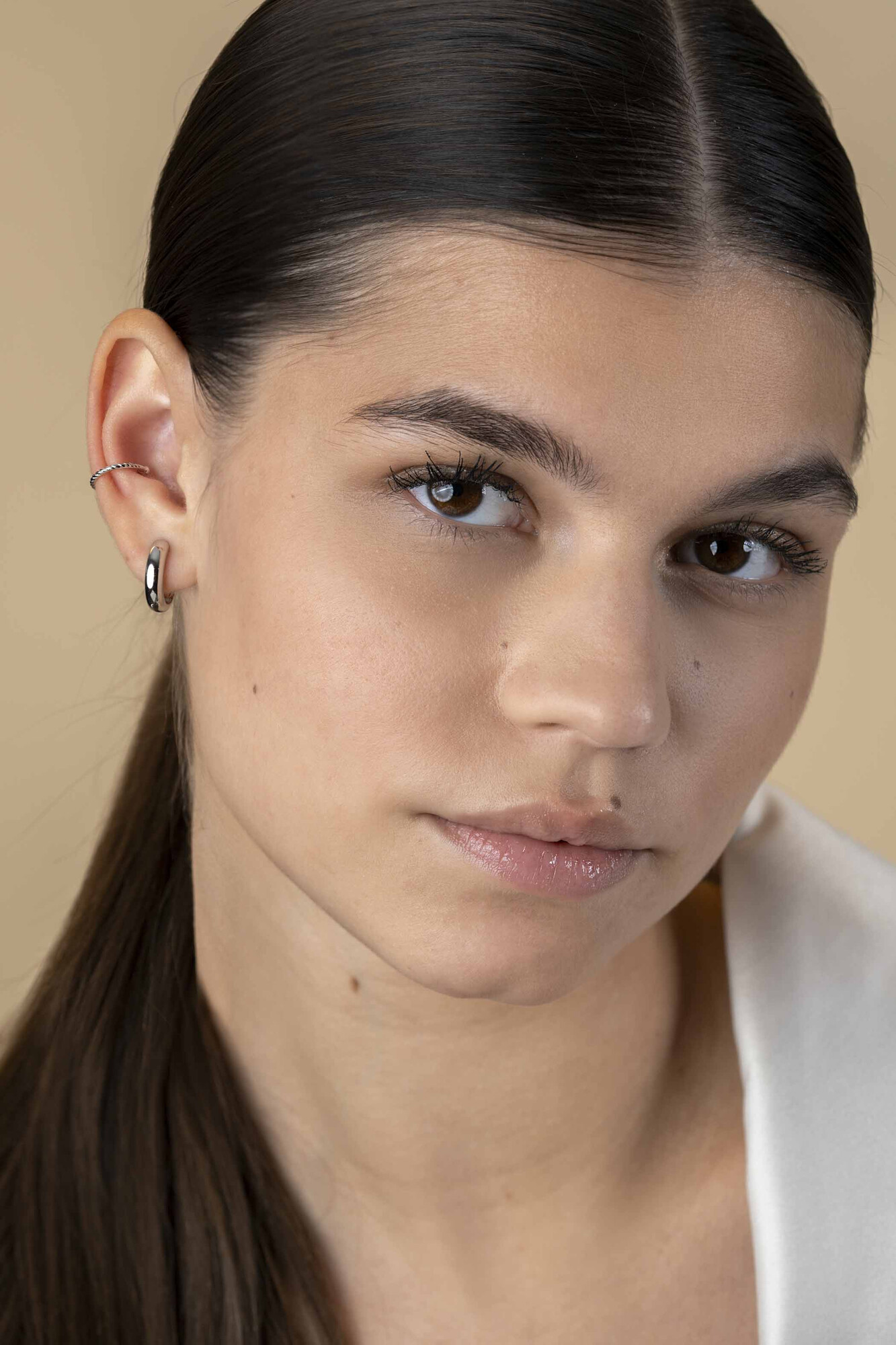 ZINZI zlv. earcuff grdraaid