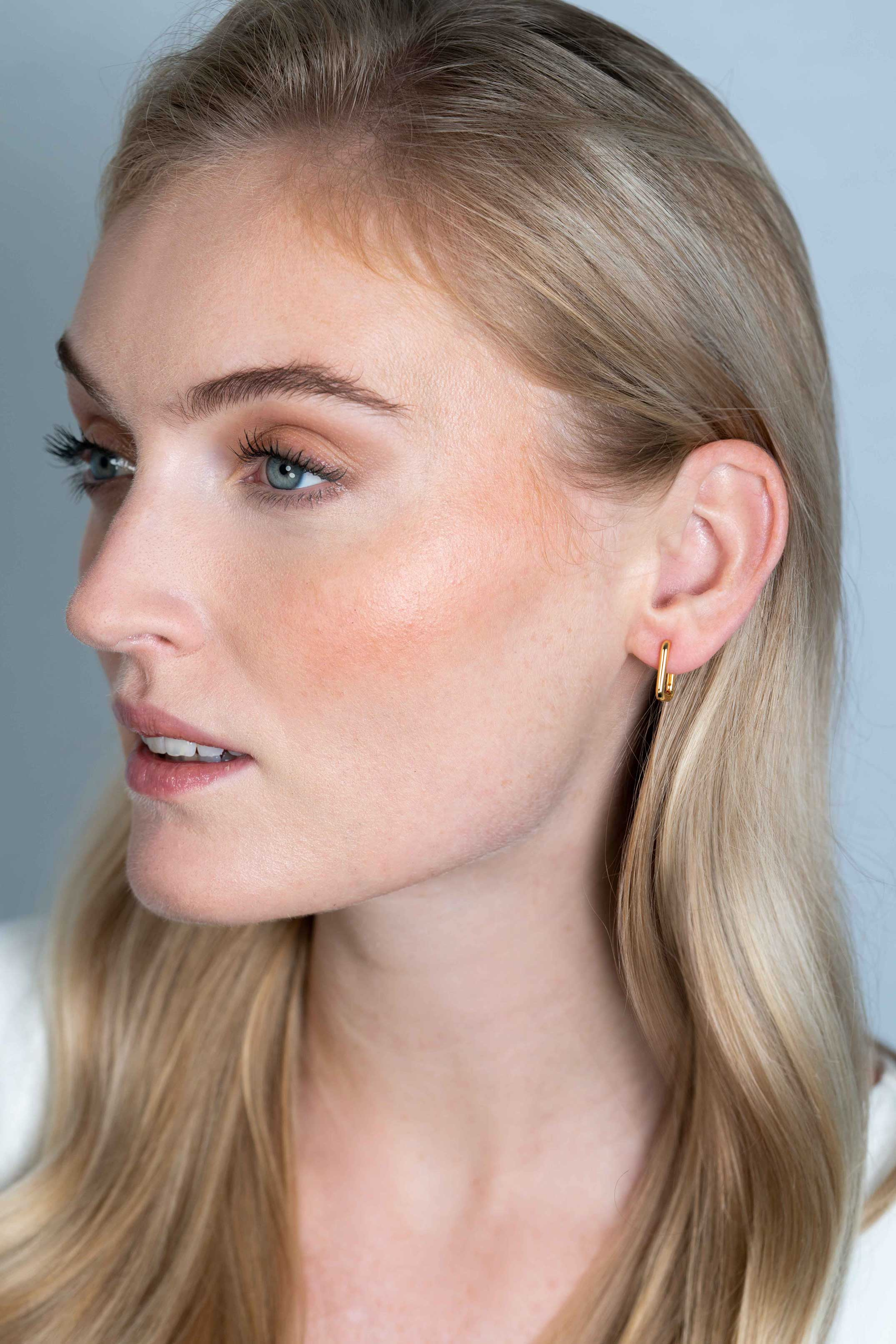 ZINZI silberne Luxus-Ohrringe 14K Gelbgold vergoldet 15x2mm ovale Form ZIO2221G