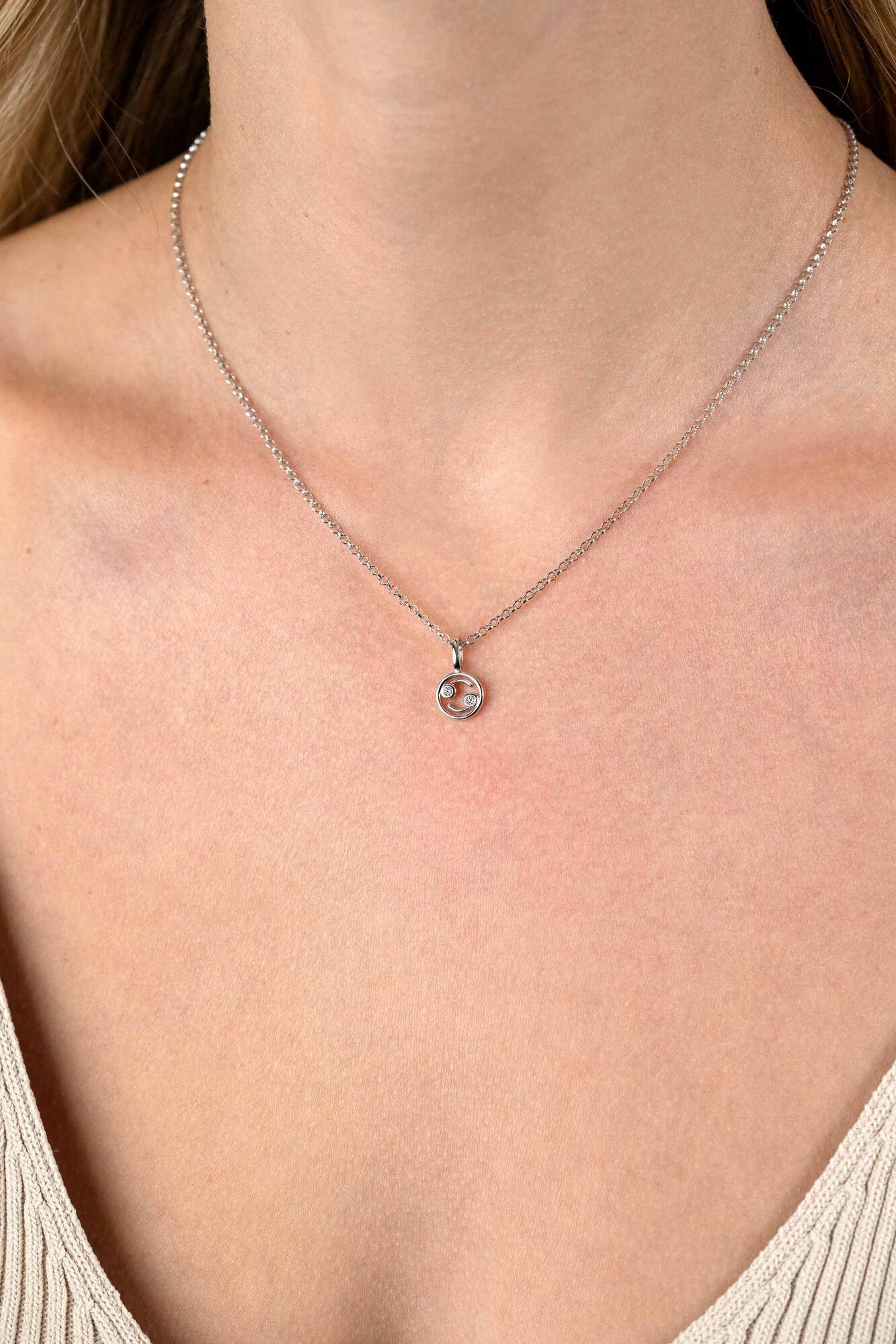 9mm ZINZI Silber Krebs Sternzeichen-Anhänger, besetzt mit weißen Zirkonia ZIH-KRE (ohne Kette)