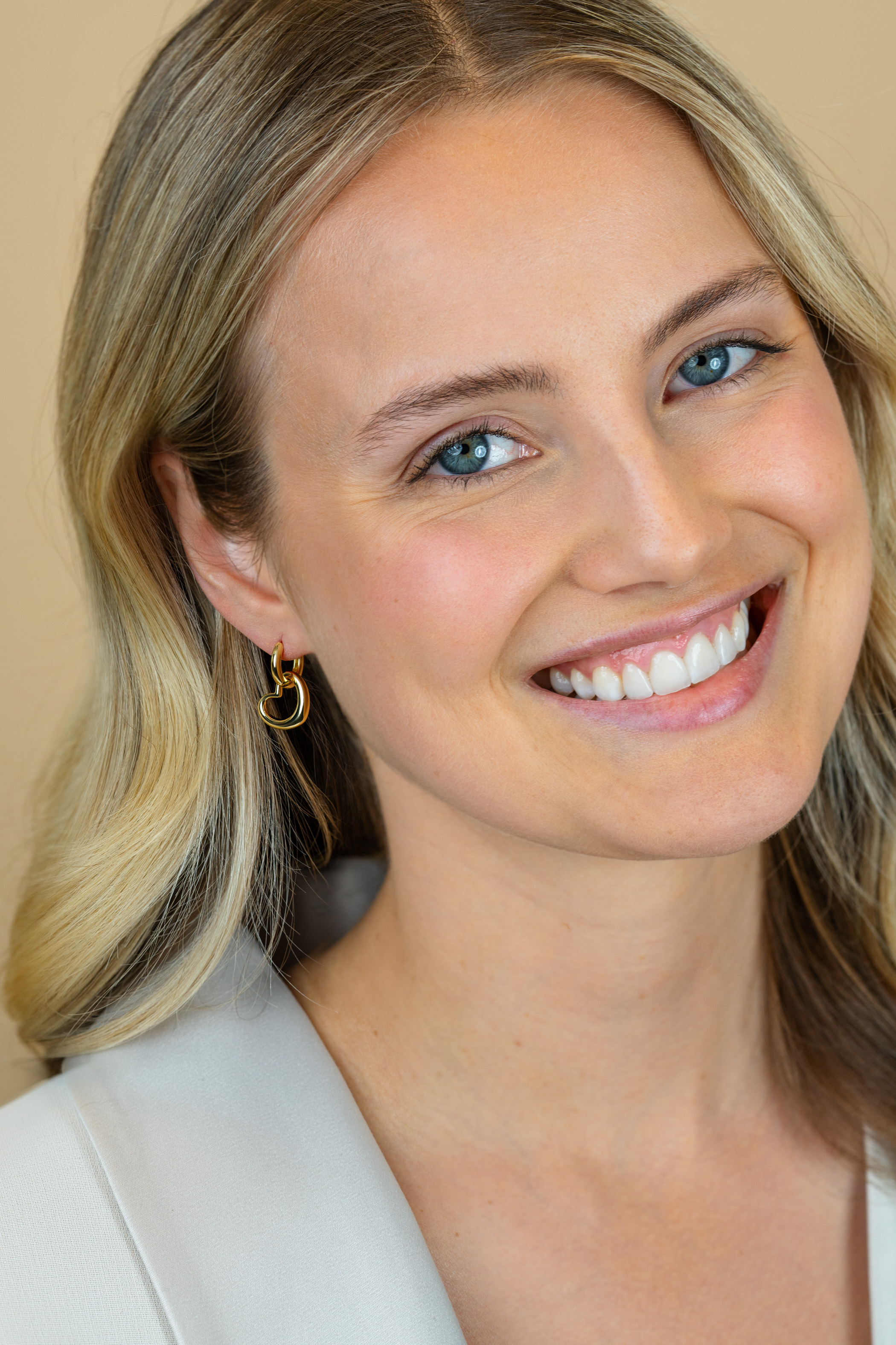 ZINZI zlv. oorbedels gg.verg. hart open bolle vorm