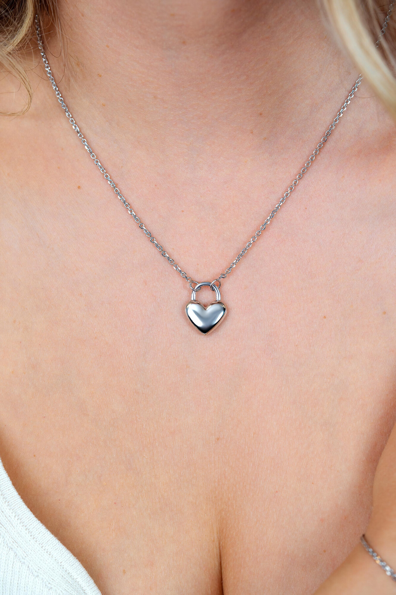 ZINZI Silber Gliederkette mit herzförmigem Schlossanhänger, 18 mm breit, 42-45 cm ZIC2673