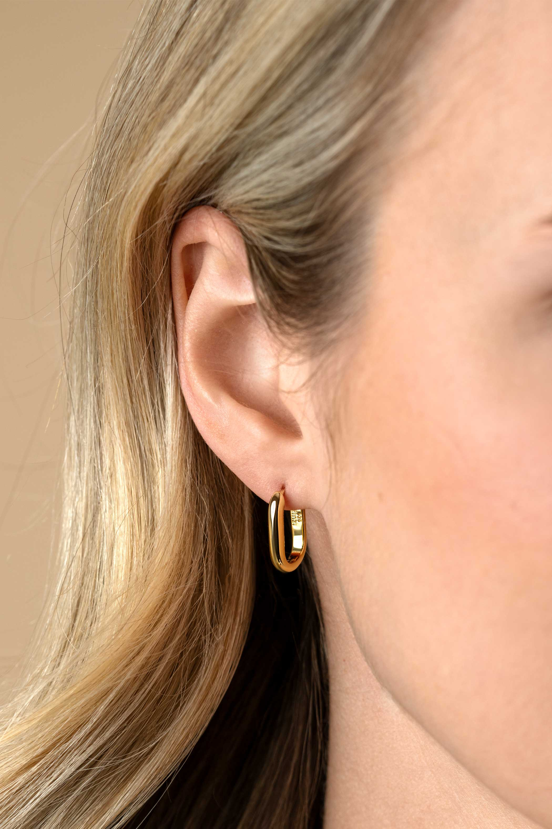 15,5mm ZINZI vergoldete Silber Creolen in ovaler Form mit runder Röhre 3mm breit ZIO2604G