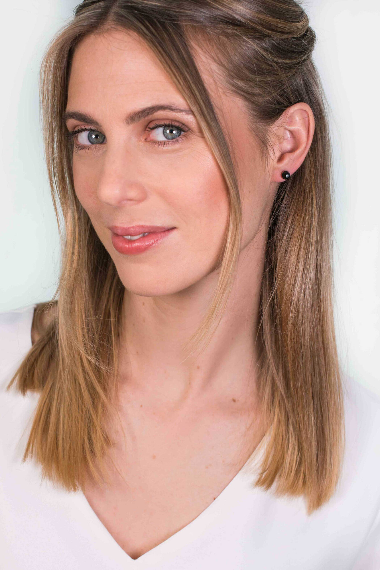 ZINZI silberne Ohrstecker 6mm schwarze Kugel ZIO1317Z