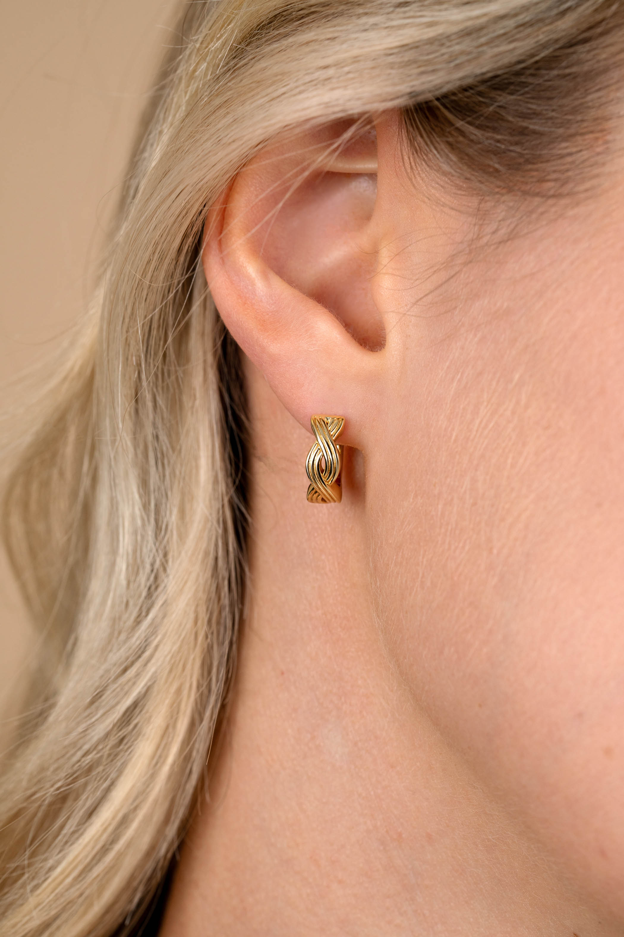 15mm ZINZI Vergoldete Silberne Creolen mit luxuriösem Infinity-Zeichen und Klappverschluss ZIO2684