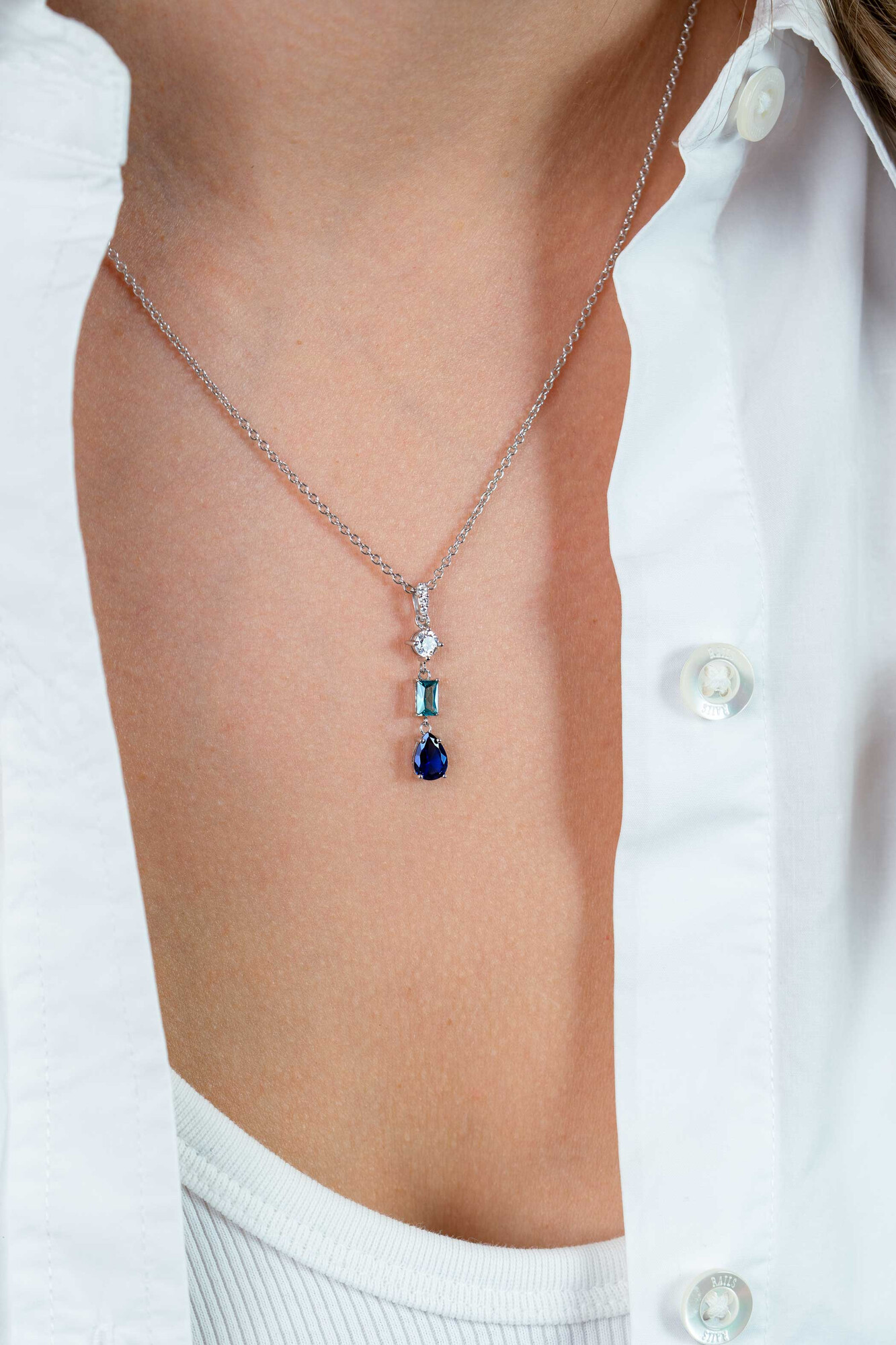 ZINZI zlv. hanger blauw tinten en zirconia's