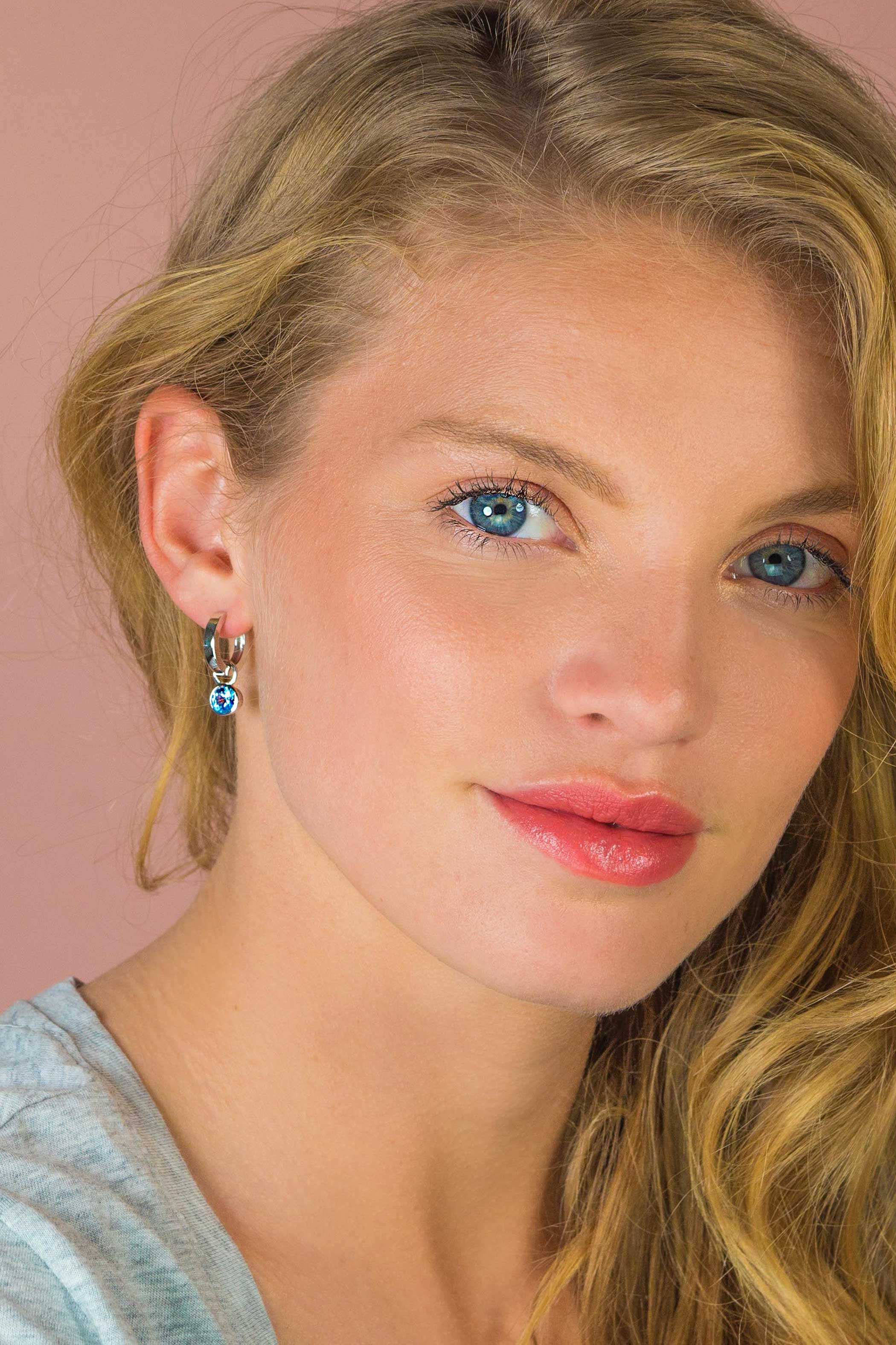 ZINZI silberne Ohrhänger 7mm rund lichtblau ZICH1486B