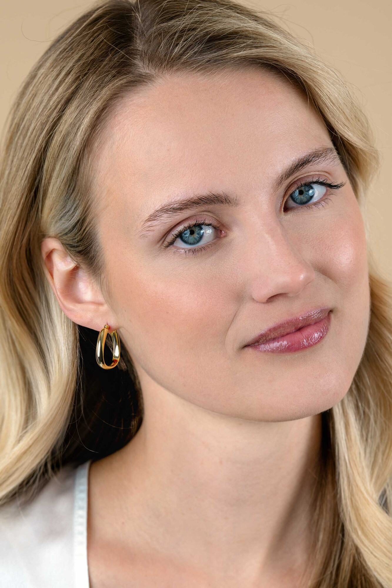 22mm ZINZI vergoldete Silber Creolen in trendiger Taschenform mit glatter Röhre 4mm breit und praktischem oberen Verschluss ZIO2606G