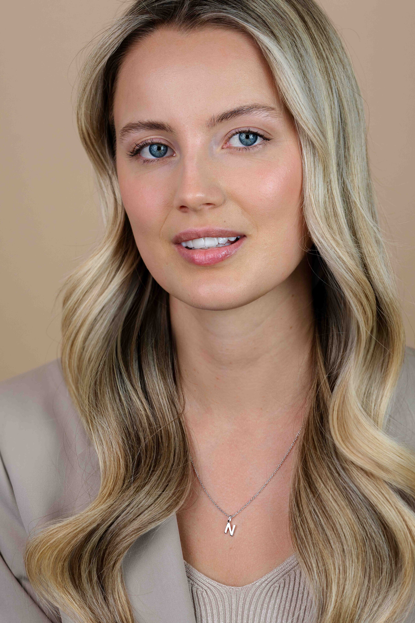 ZINZI silberner Buchstaben Anhänger N ZIH2140N