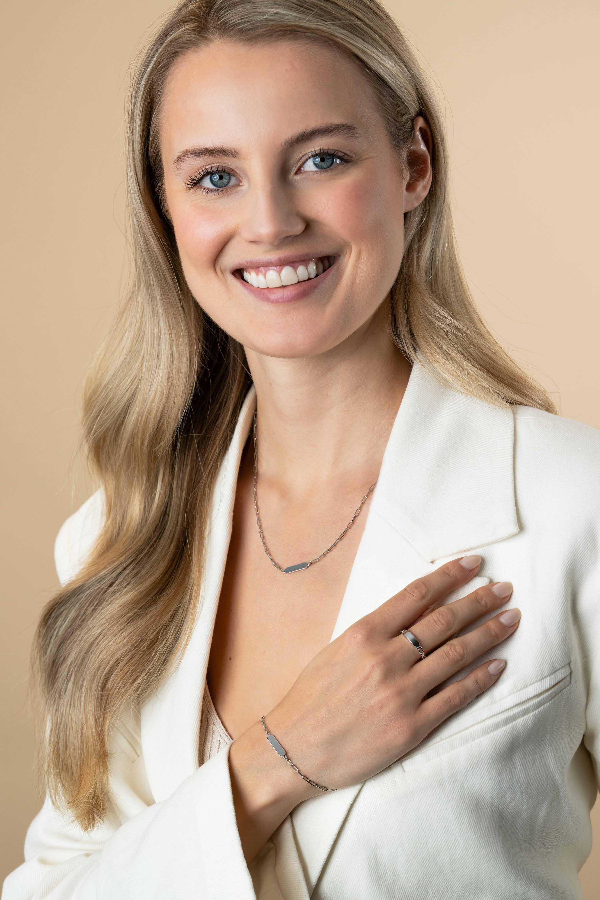 ZINZI zlv. ring paperclip met plaatje mt.50