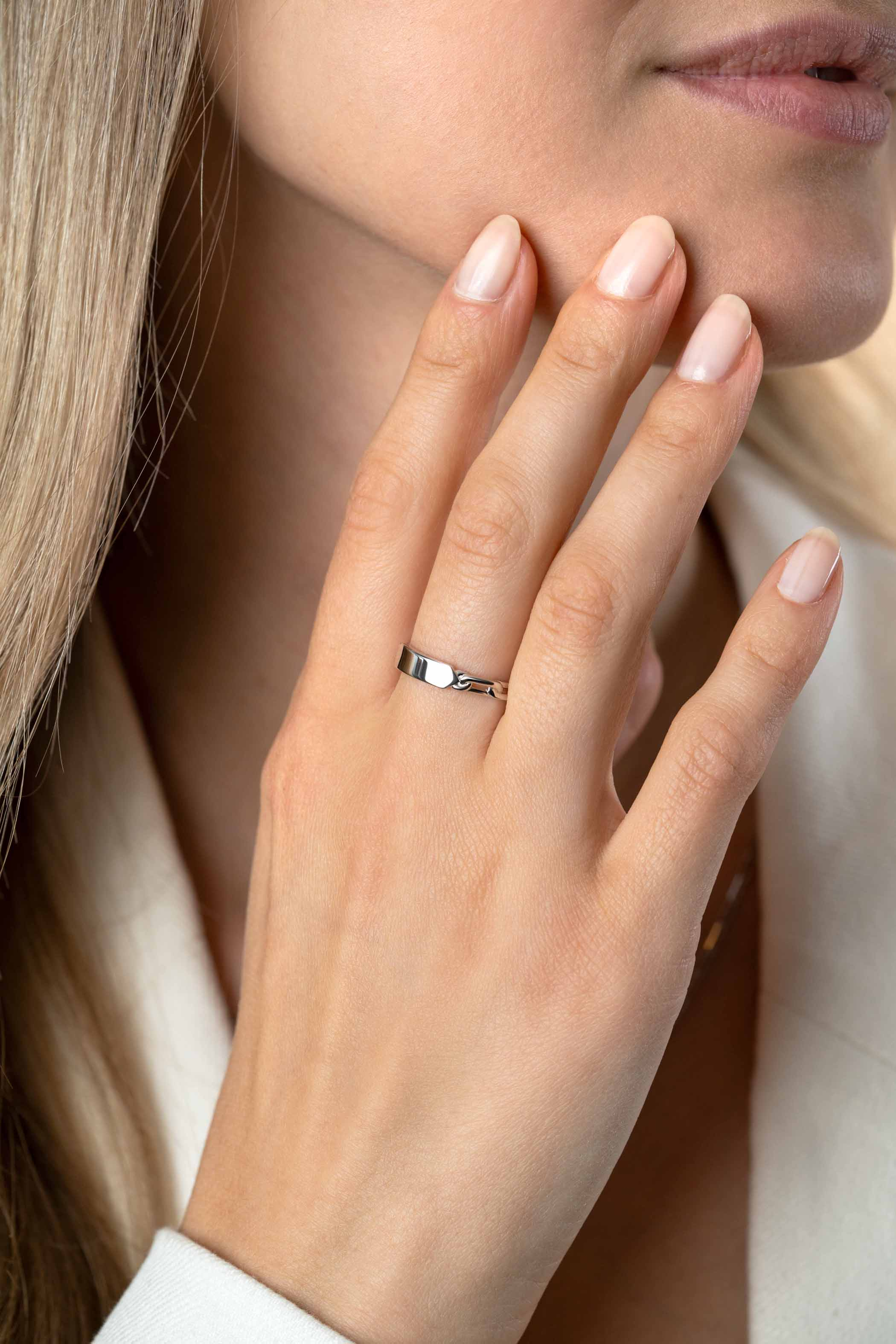 ZINZI zlv. ring paperclip met plaatje mt.50