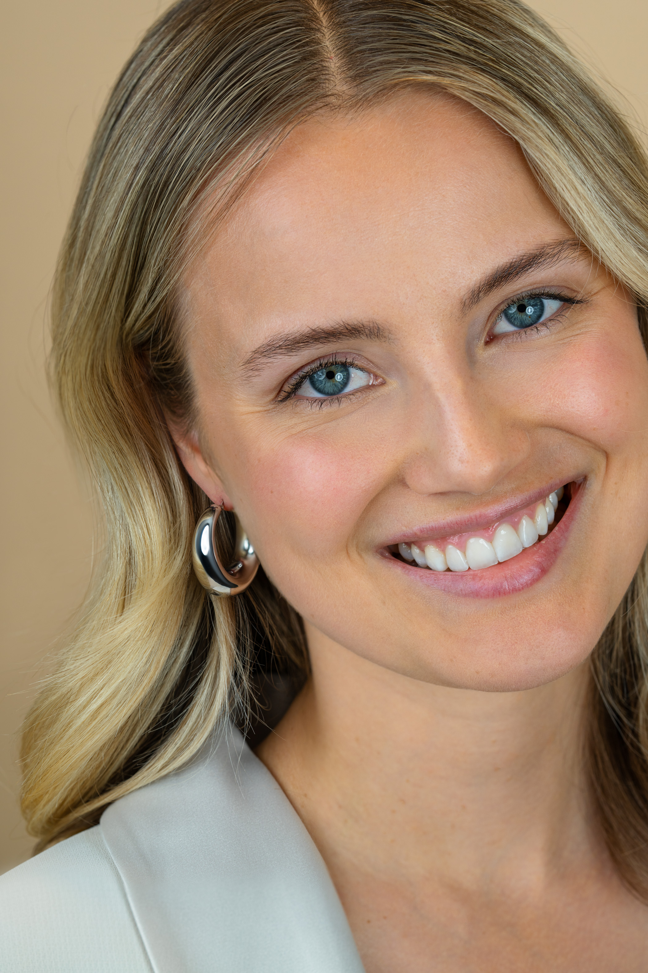 ZINZI zlv. oorringen ovaal aflopend 31x14mm