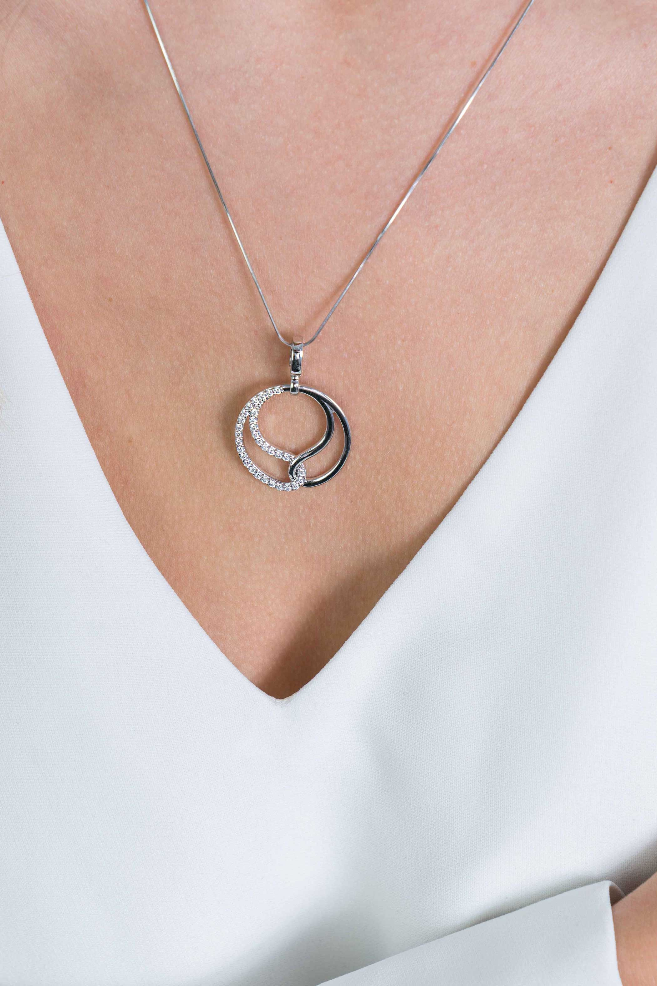 ZINZI silberner Anhänger 25mm mit clip-Verschluss, symbolisiert Verbundenheit,  weiße Zirkonias ZIH2119