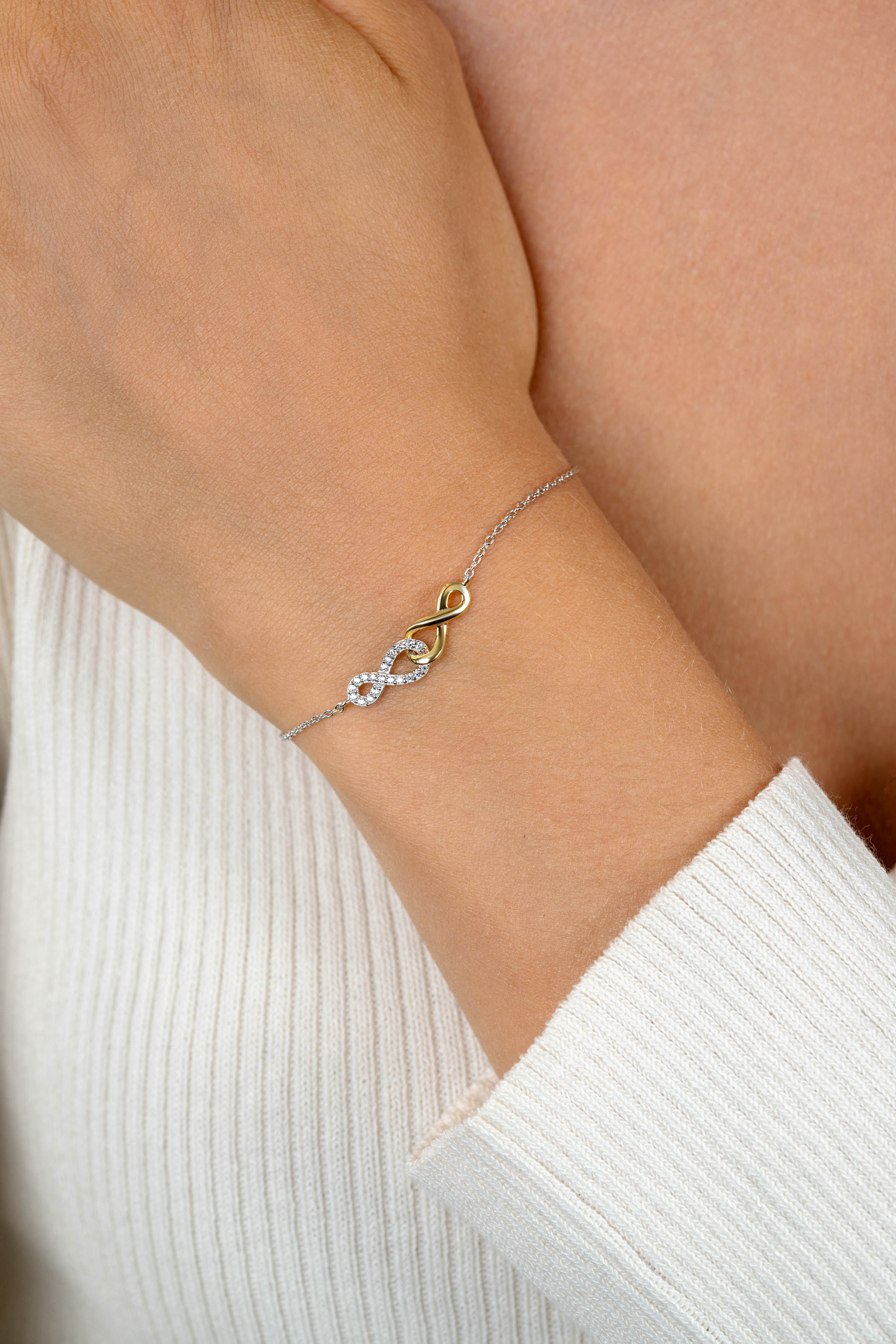 ZINZI Silber Fantasie-Armband mit verbundenen Infinity-Zeichen, 17-19 cm ZIA2649