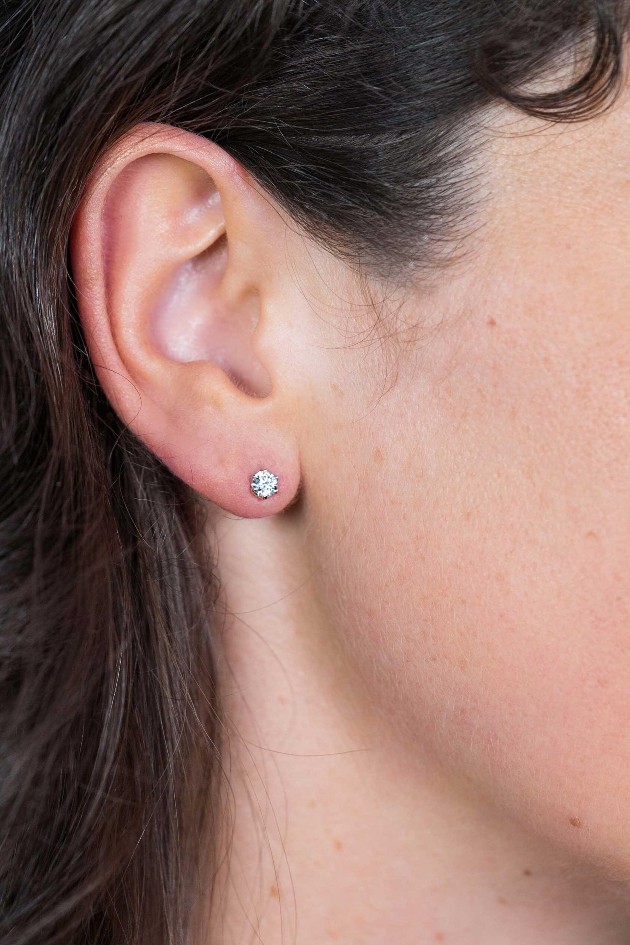 ZINZI silberne Ohrstecker 4,5mm Zirkonia  weiß Chaton Fassung ZIO1984