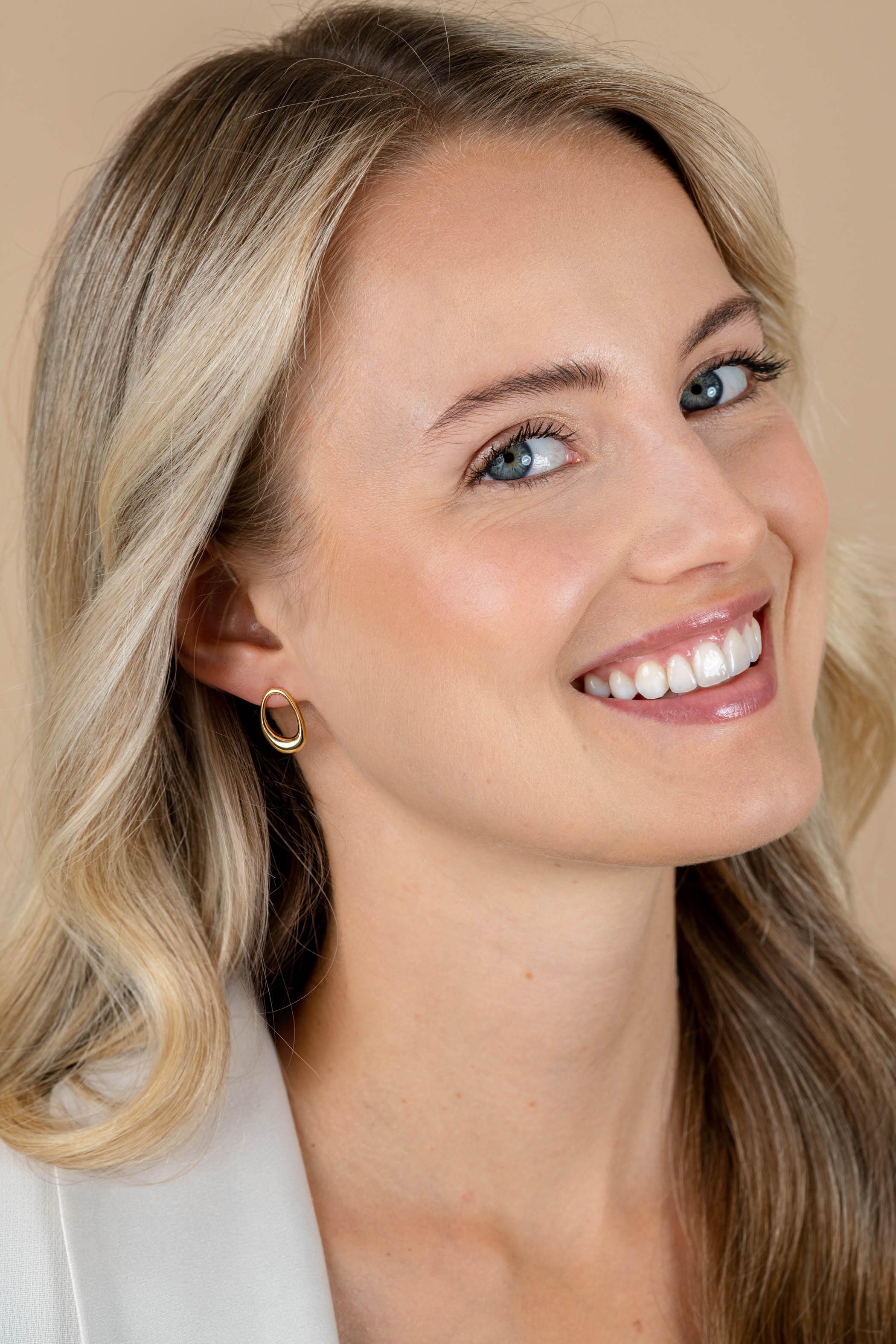 17mm ZINZI Vergoldete Silberne Ohrstecker, offen, rund, in organischer Form ZIO2670G