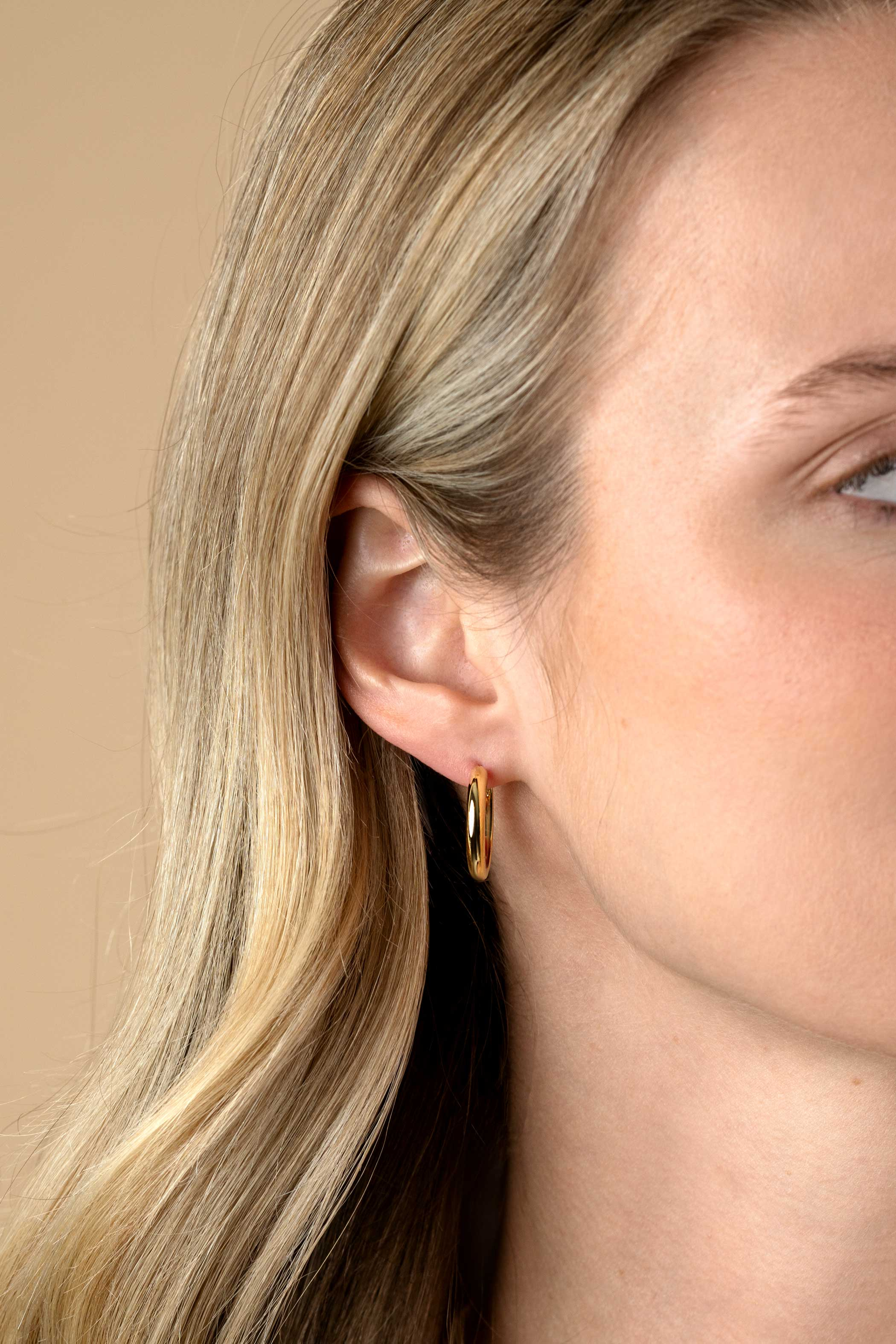 20mm ZINZI vergoldete Silber Creolen mit runder Röhre 3mm mit Luxus-Schnappverschluss ZIO2602G