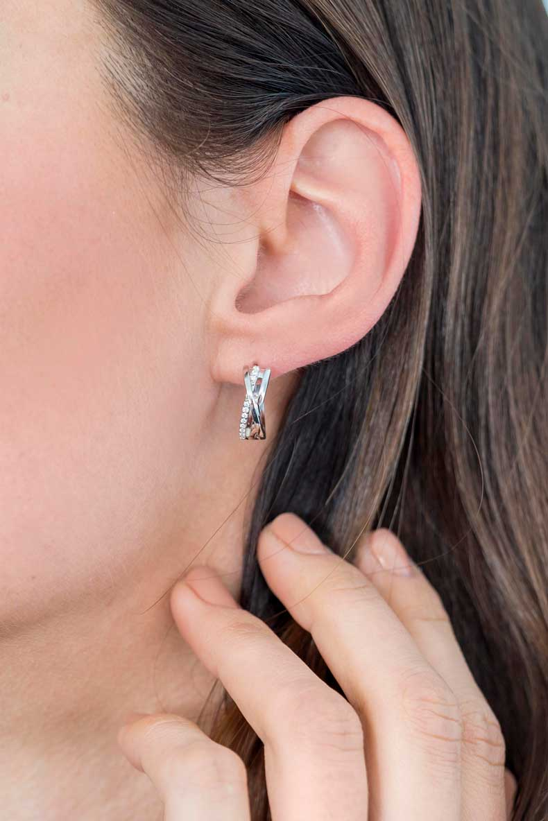 ZINZI silberne cross-over Ohrringe 16x15,5mm  weiß ZIO1774