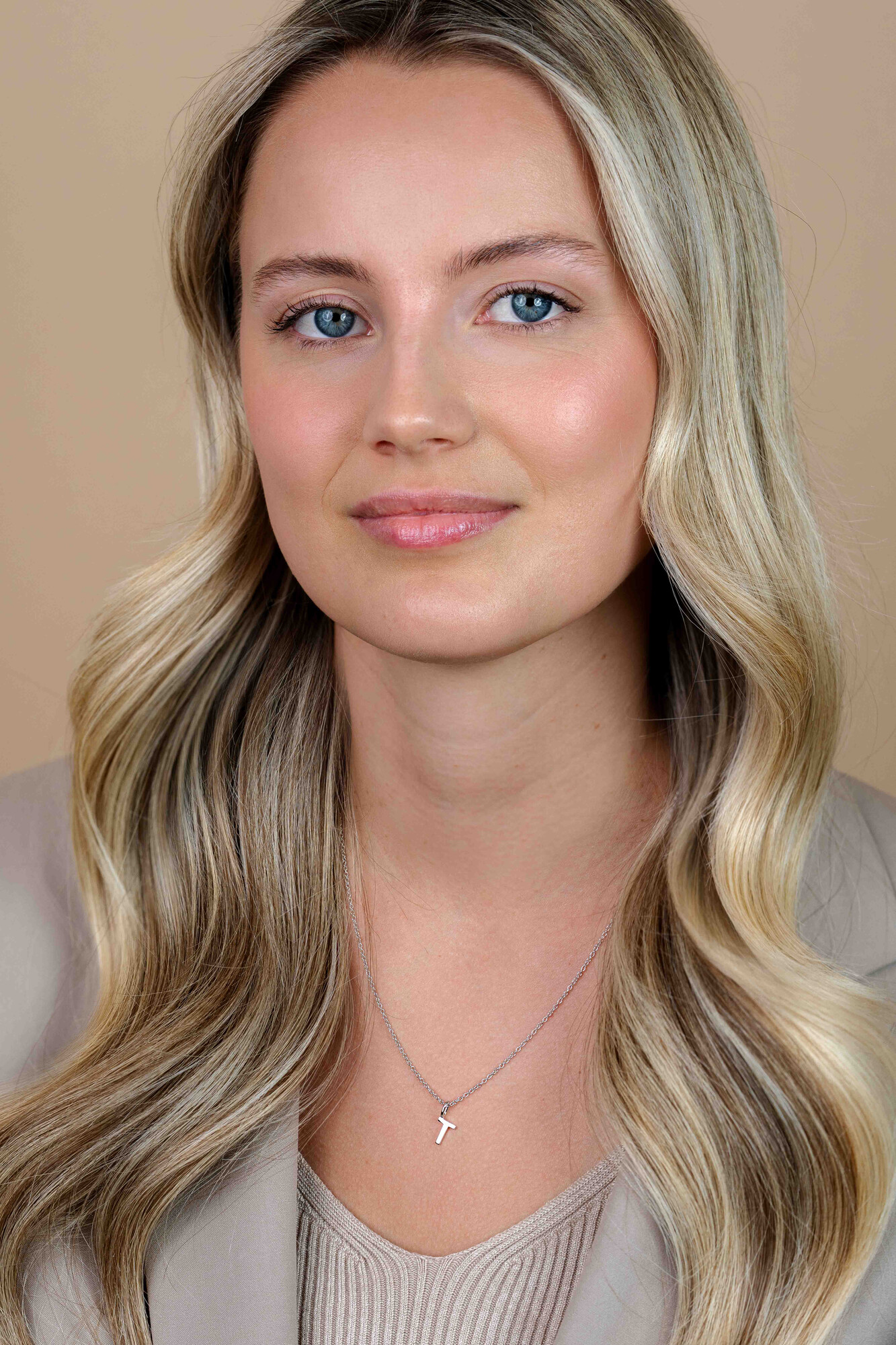 ZINZI silberner Buchstaben Anhänger T ZIH2140T