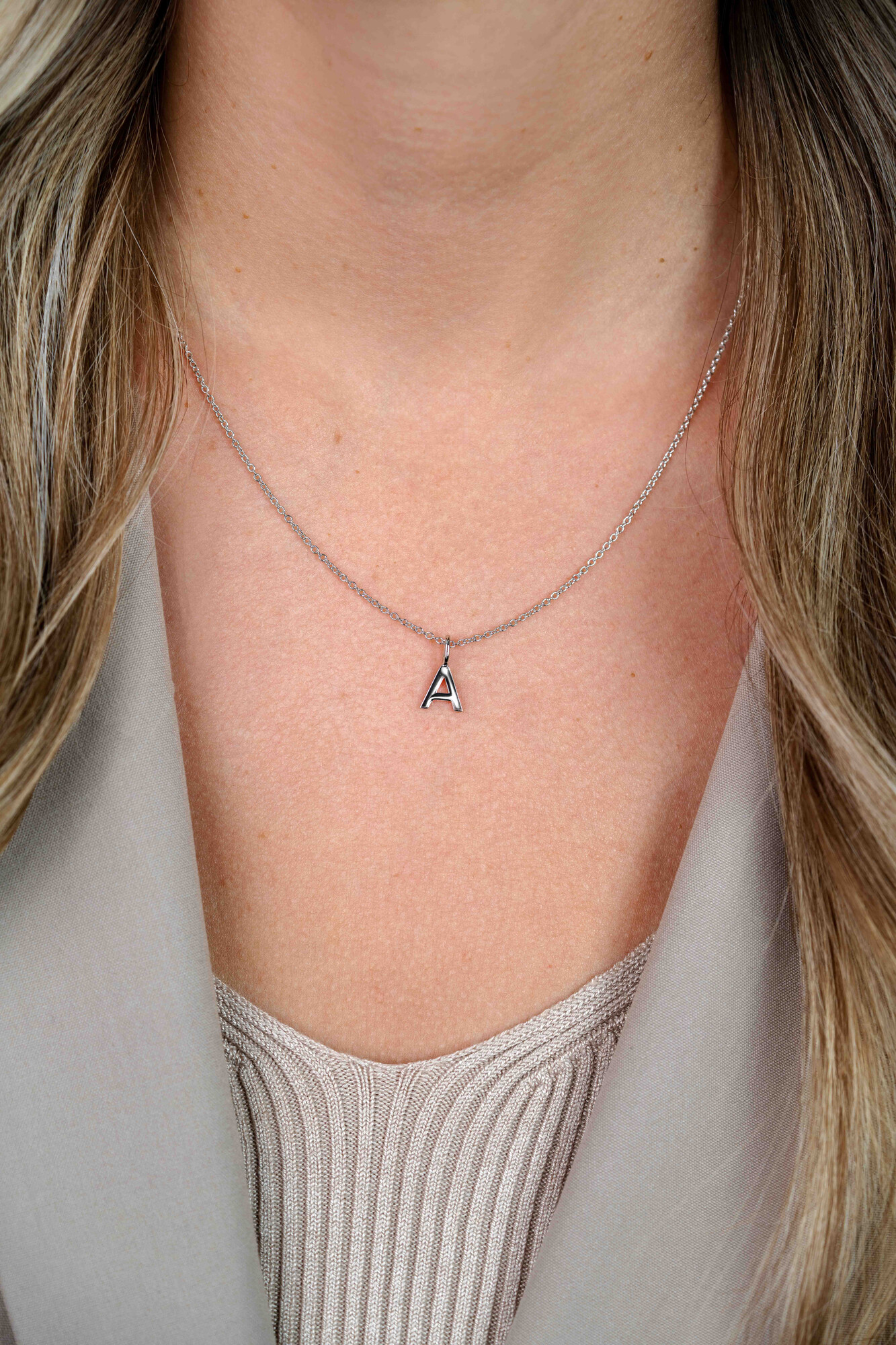 ZINZI silberner Buchstaben Anhänger A ZIH2140A