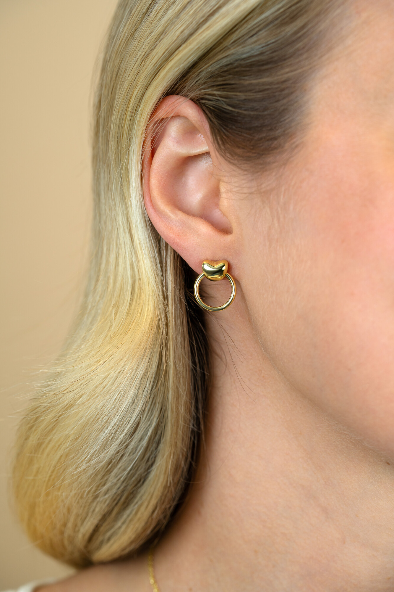 ZINZI zlv. oorstekers gg.verg. hart met open ring