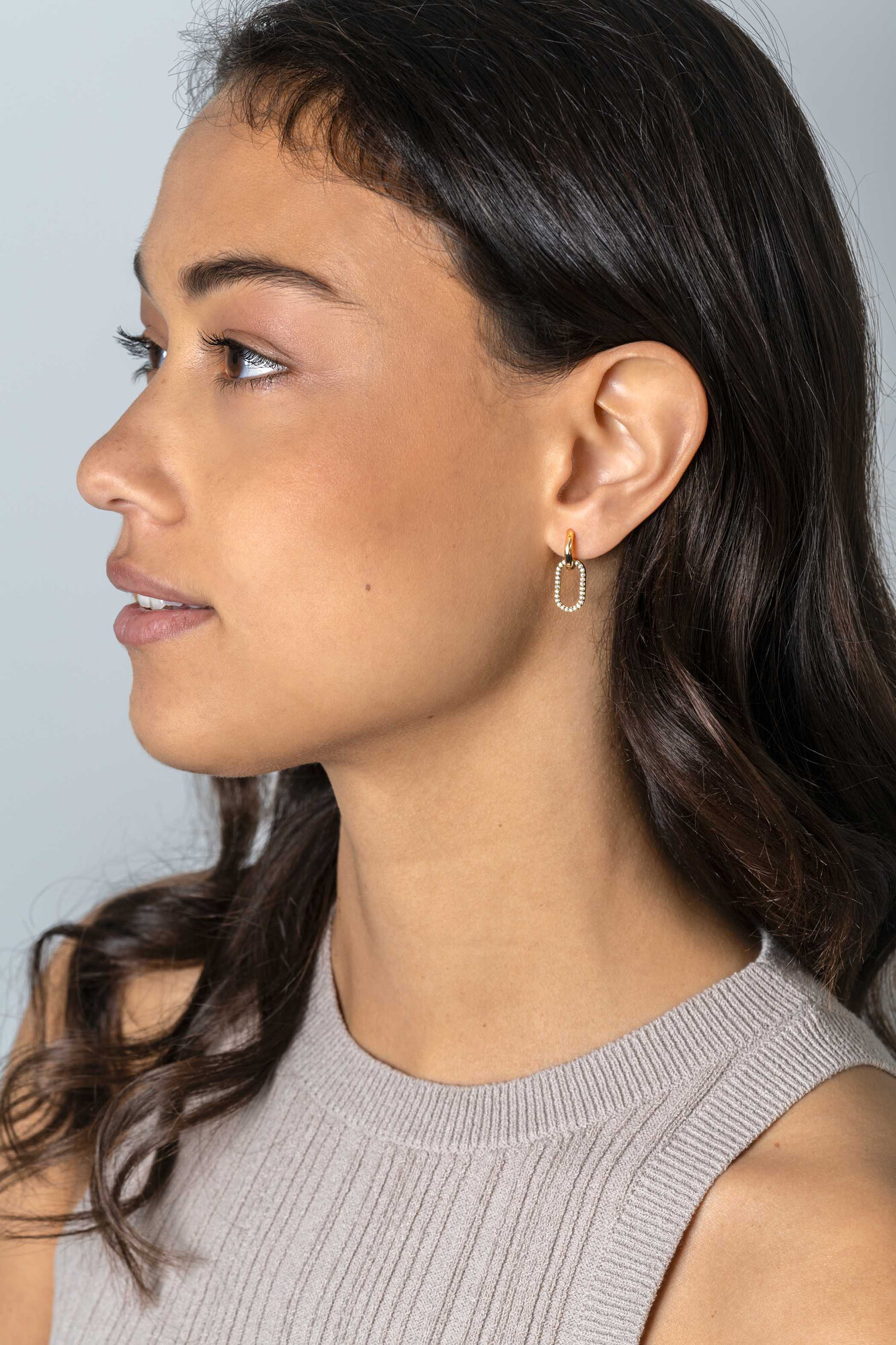 ZINZI zlv. oorbedels gg.verg. ovaal met zirconia's