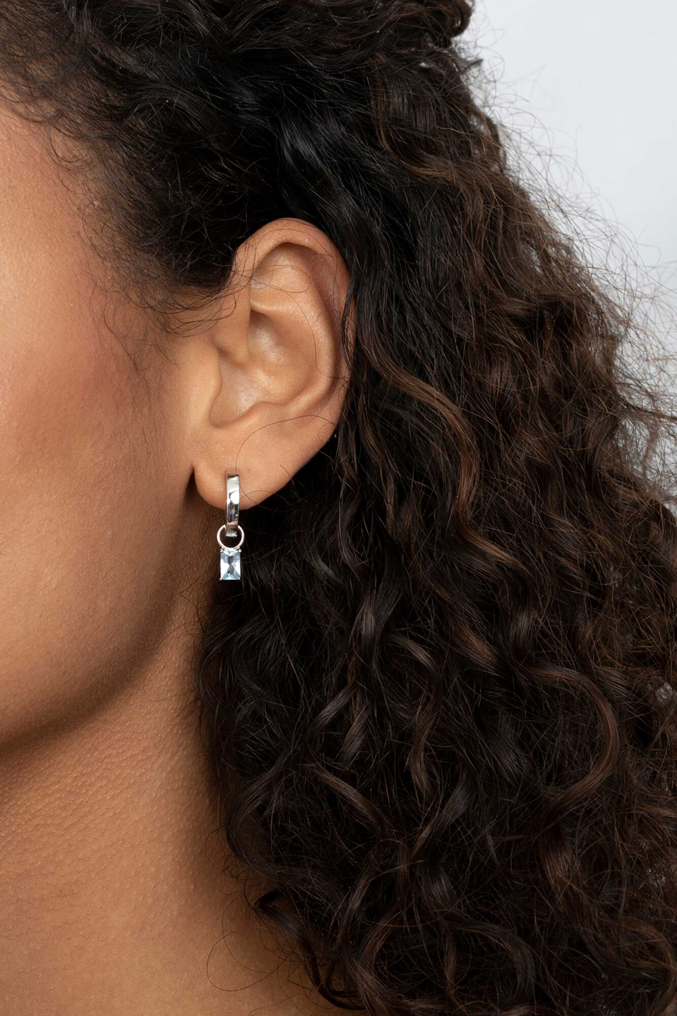 ZINZI silberne Ohrhänger 12mm Rechteck blau ZICH2021B