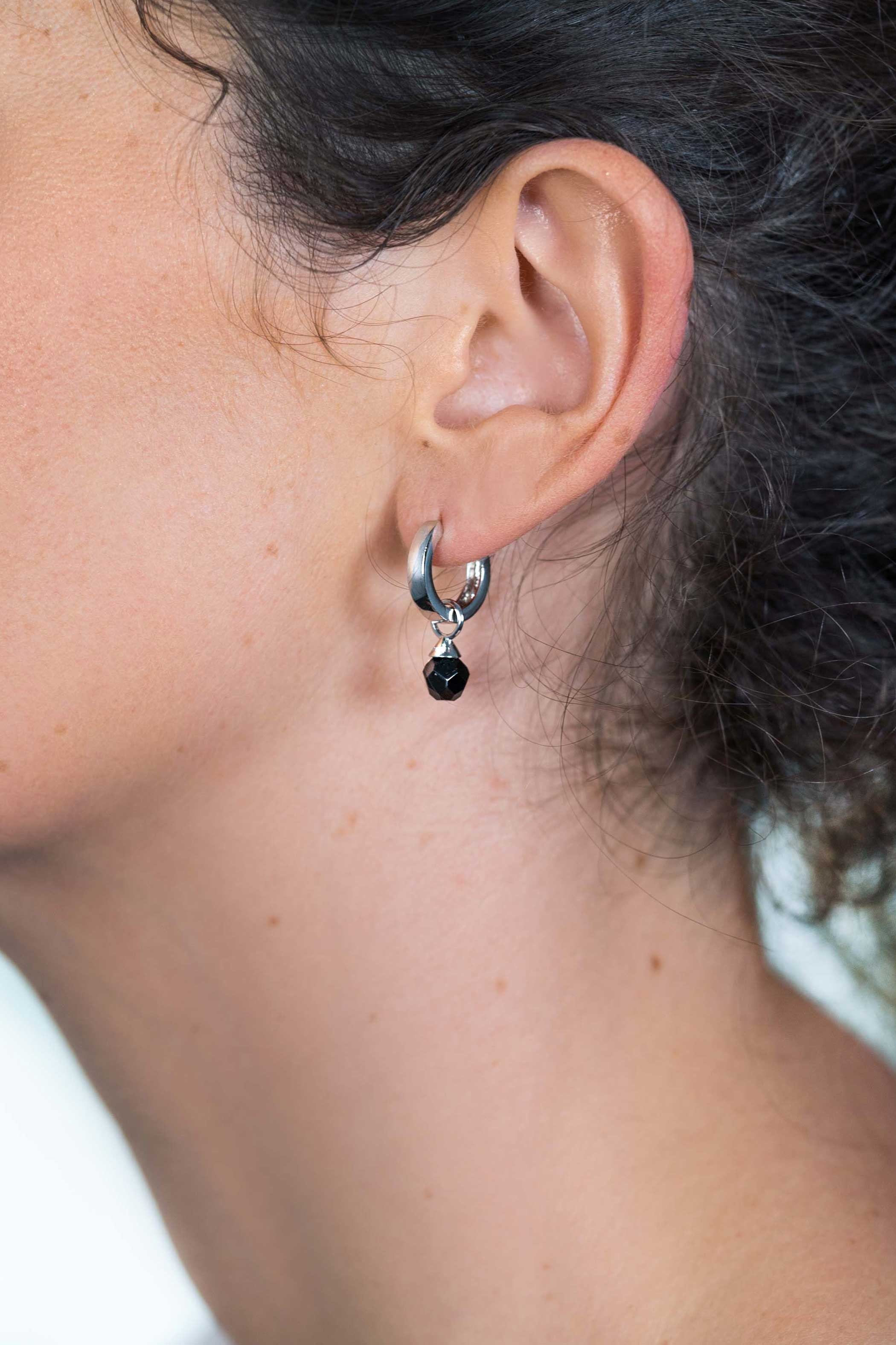 ZINZI silberne Ohrhänger schwarze Perle 6mm ZICH1749Z