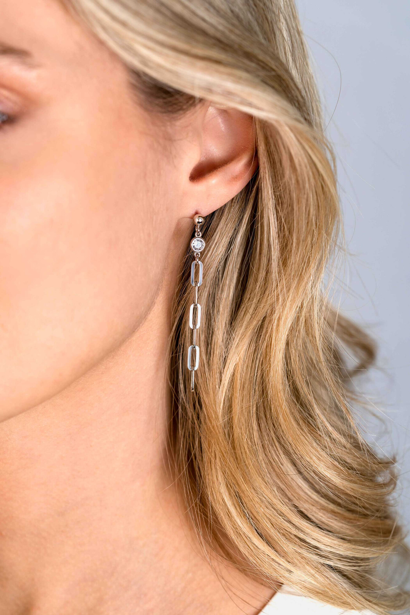 ZINZI zlv.oorstekers hangend paperclip schakels zirc.