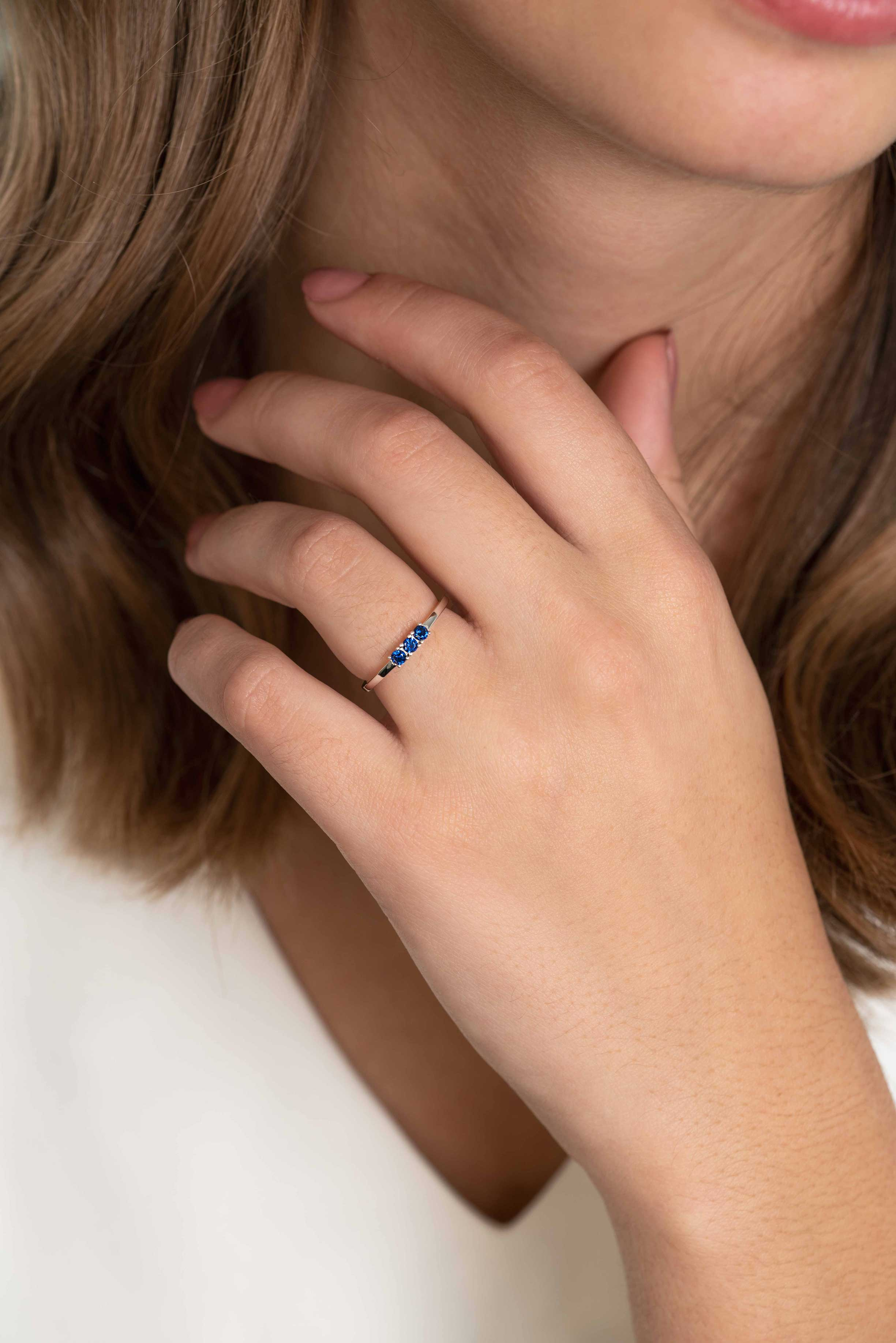 ZINZI silberner Ansteckring Chaton-Set dunkelblau ZIR2127B