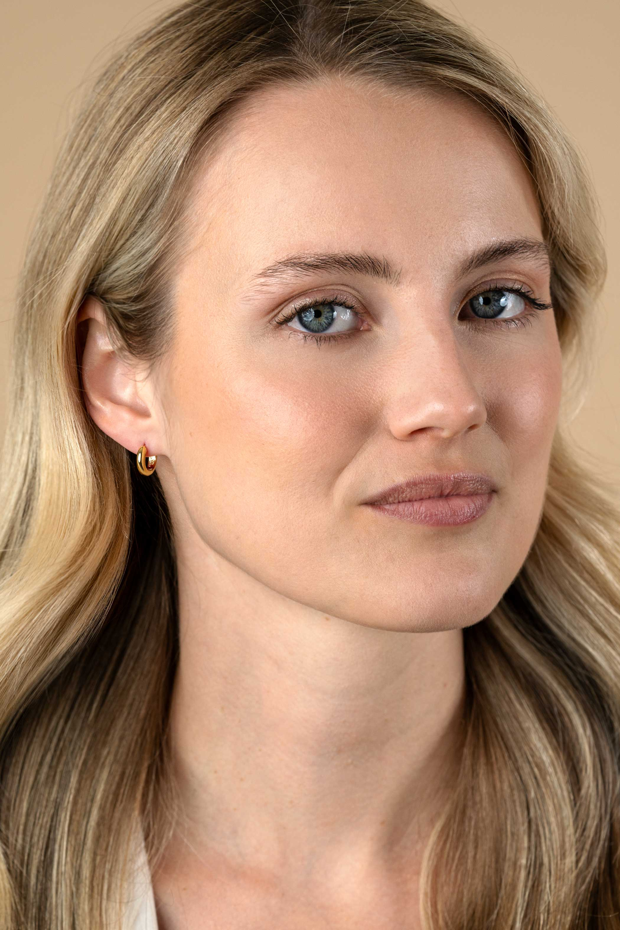 12,5mm ZINZI vergoldete Silber Creolen mit runder Röhre 3mm mit Luxus-Schnappverschluss ZIO2600G