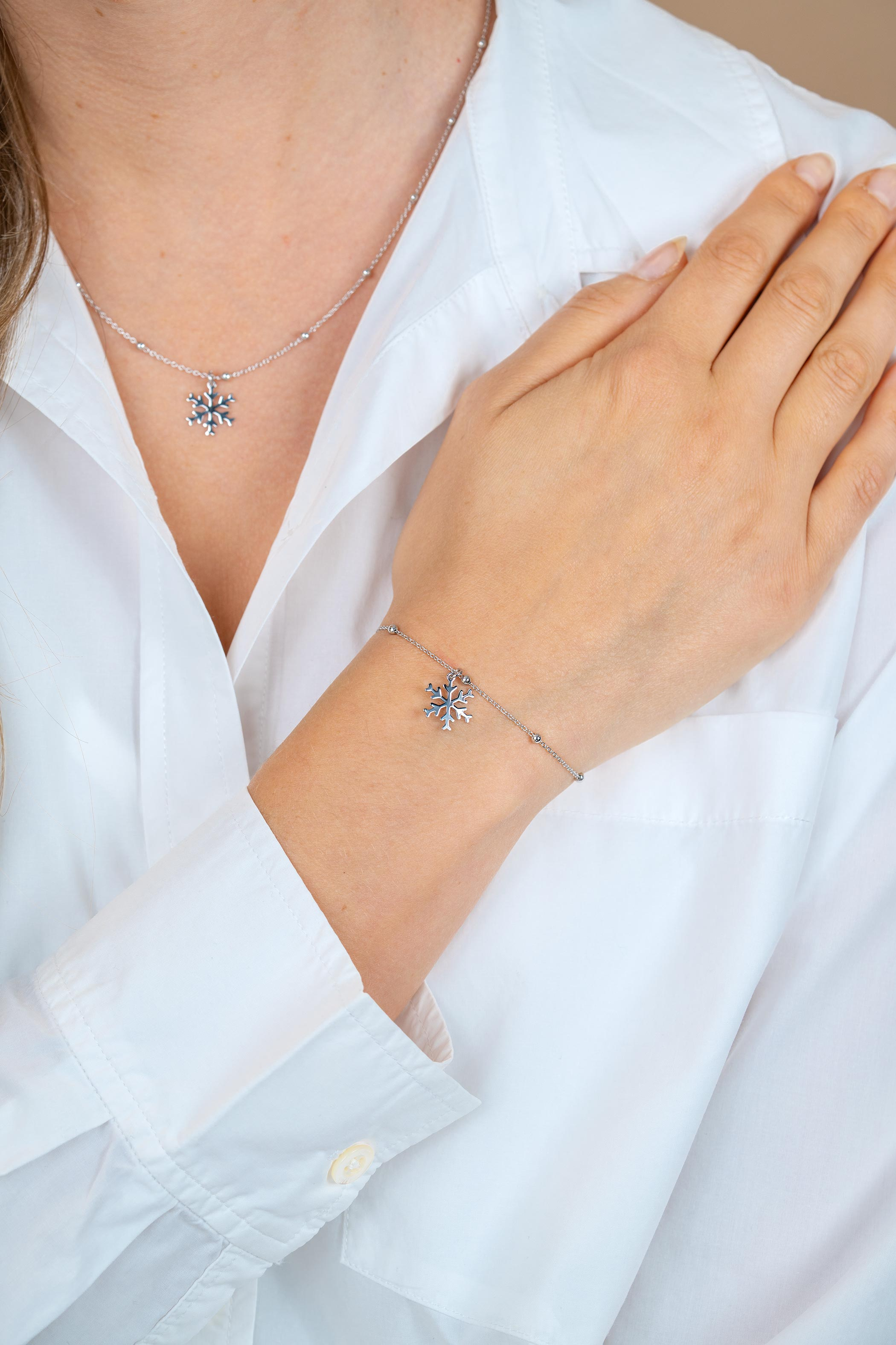 ZINZI zlv. armband met bolletjes en sneeuwvlok