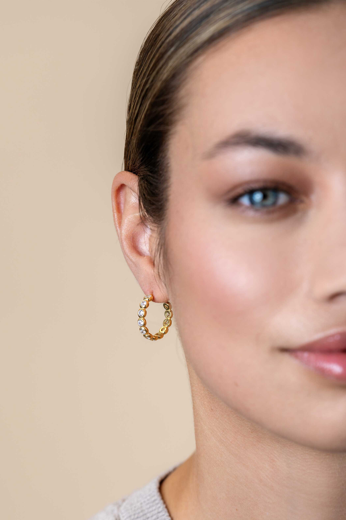 ZINZI zlv. oorst.gg.verg.met ronde zirconia's 21x4mm