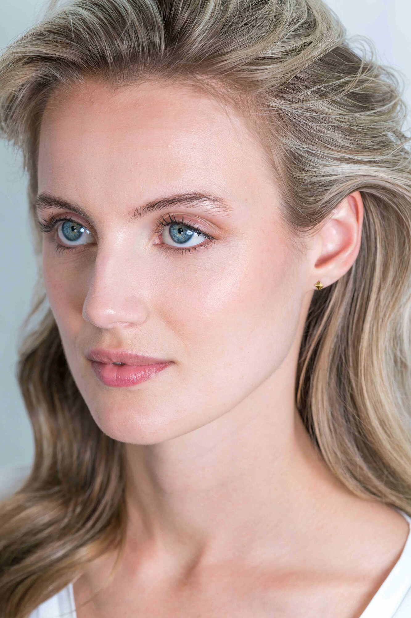 ZINZI silberne Ohstecker 14K gelb vergoldet 3mm Nieten ZIO2167G