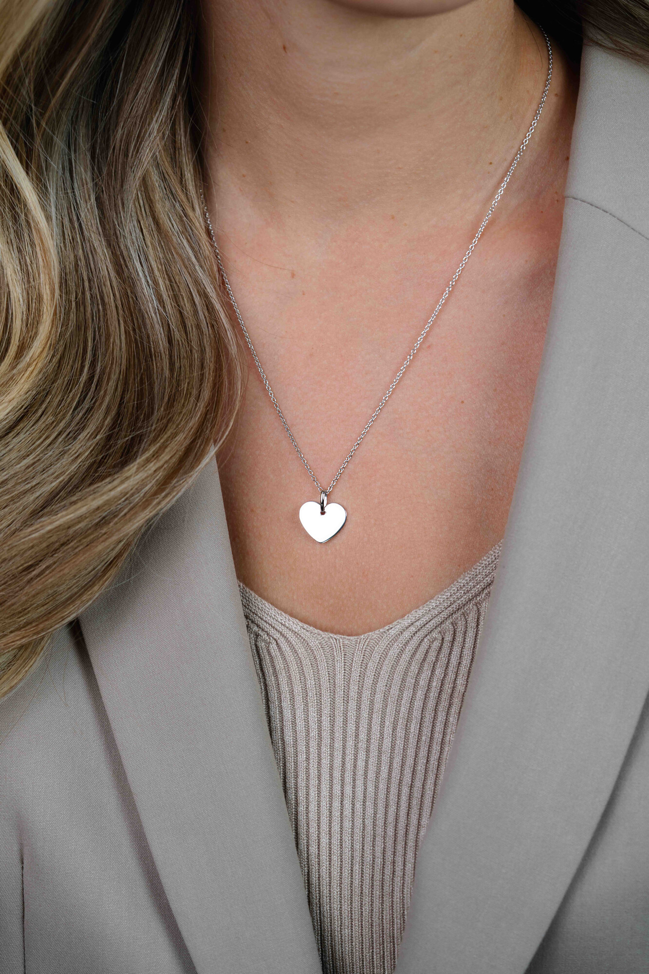 15mm ZINZI Silberner Anhänger in Herzform, glatt, für Gravur ZIH2346-15 (ohne Kette)