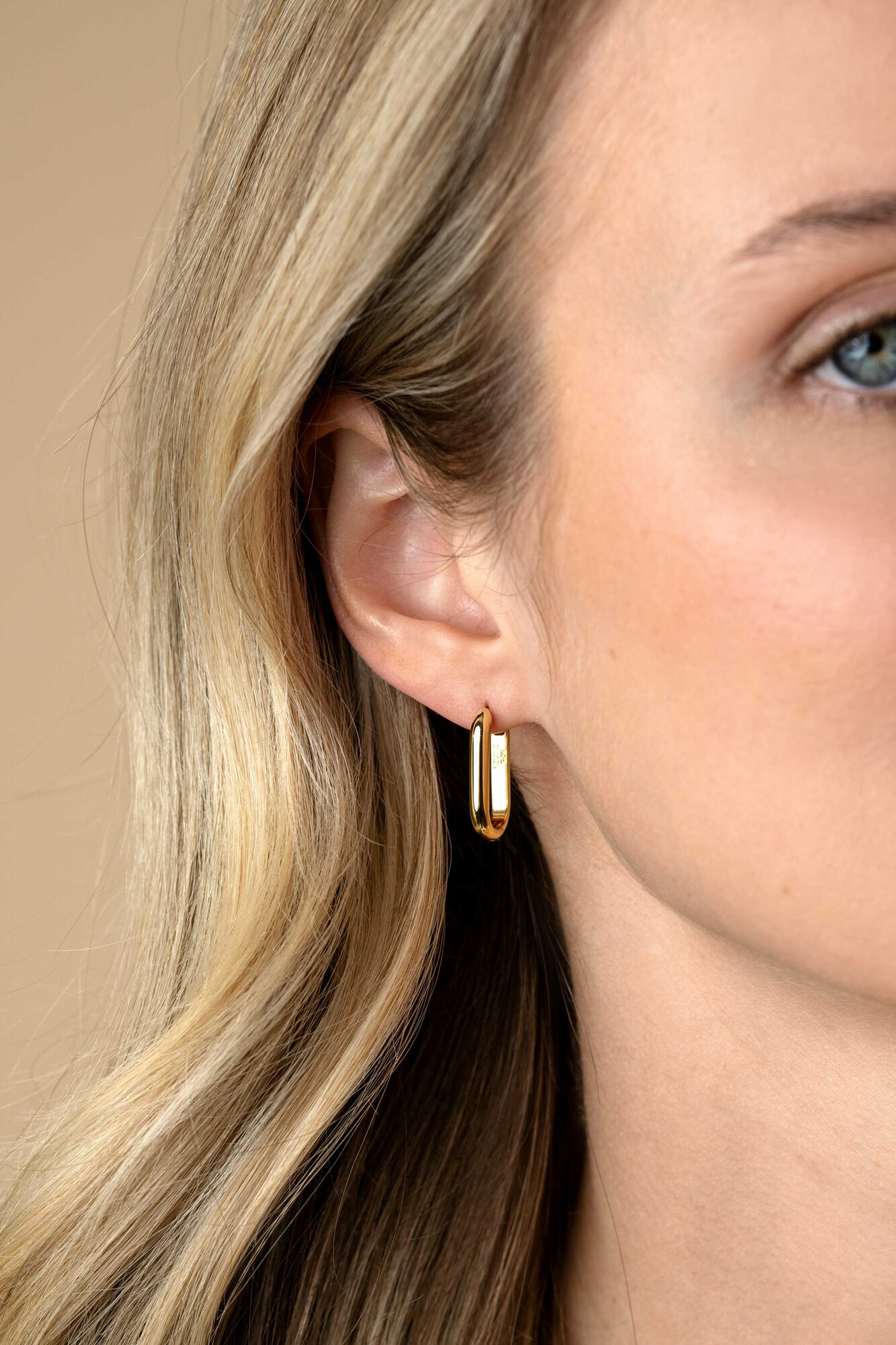 20mm ZINZI vergoldete Silber Creolen in ovaler Form mit runder Röhre 3mm breit ZIO2605G