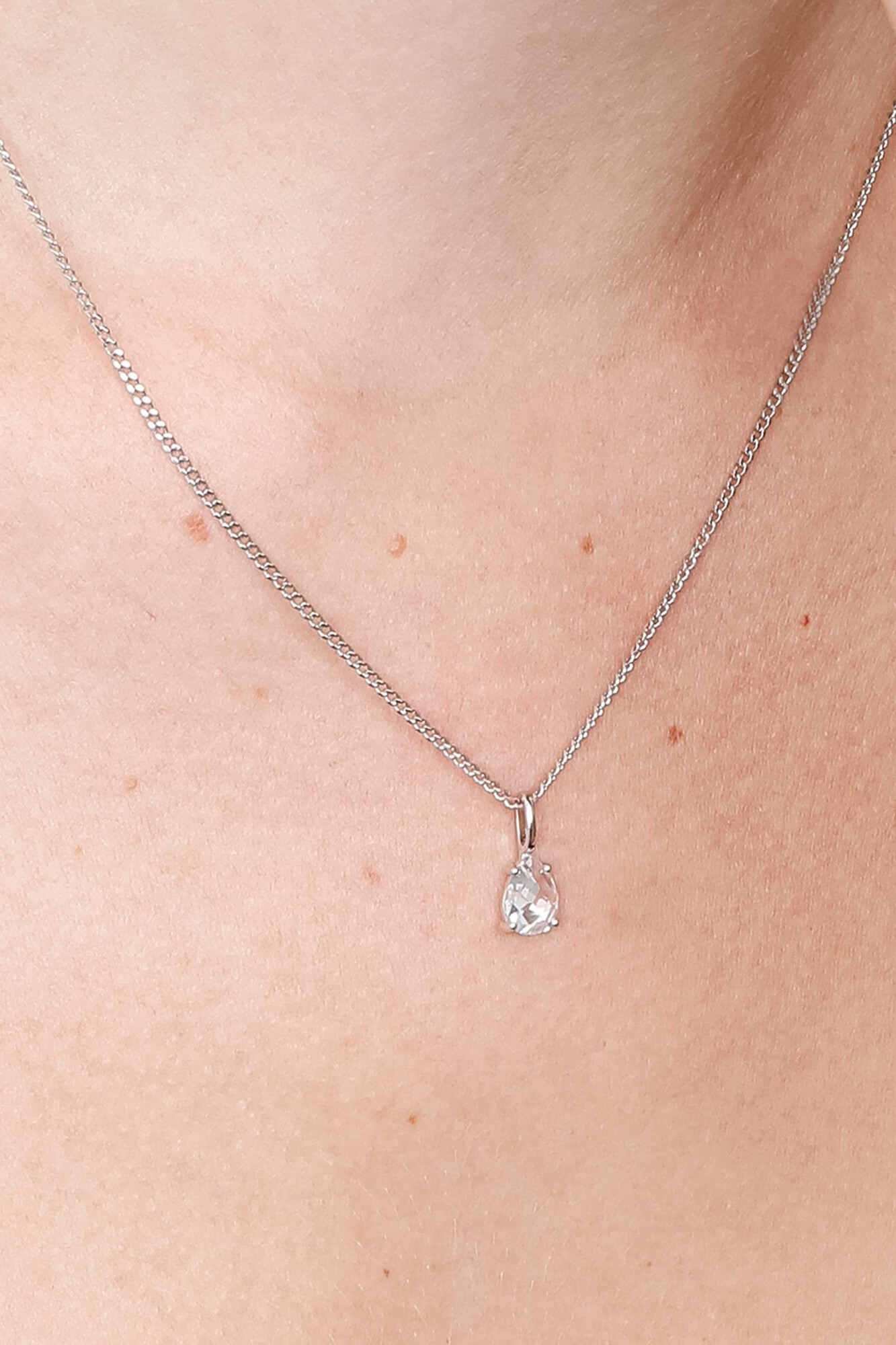 ZINZI silberner Anhänger Tropfenform  weiß ZIH2070