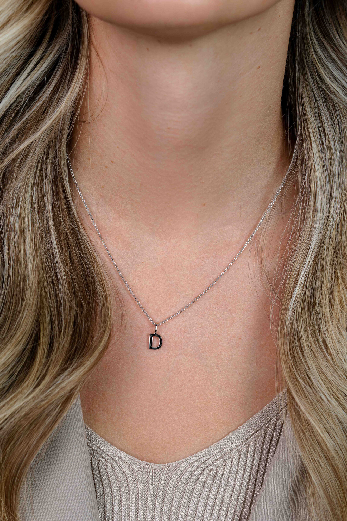 ZINZI silberner Buchstaben Anhänger D ZIH2140D