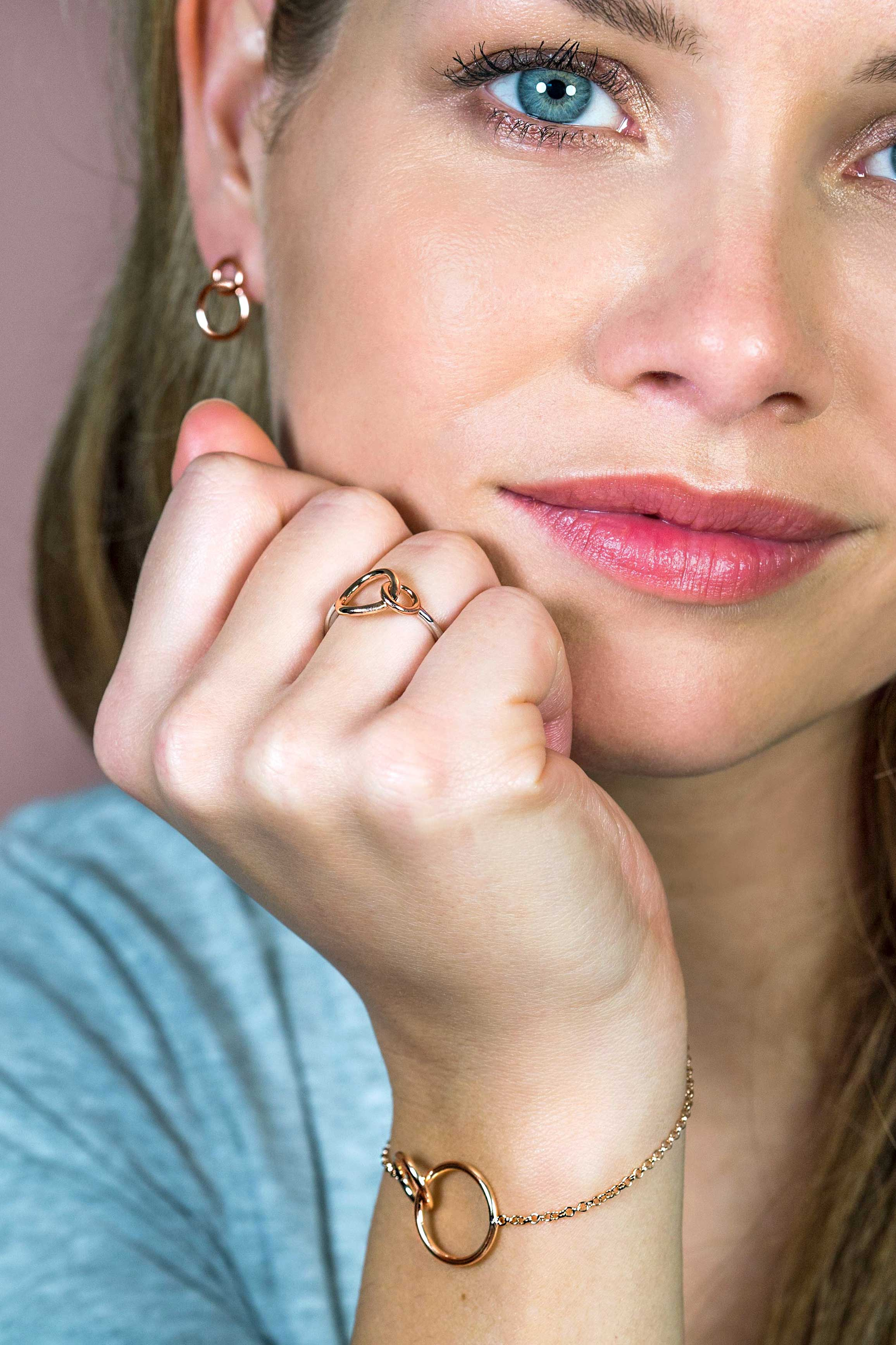 ZINZI silberne Ohrstecker rosévergoldet 2 runde Formen ineinander ZIO1278R